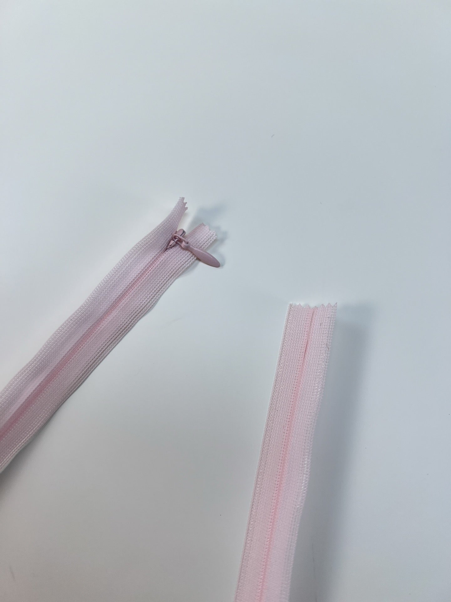 Mercerie uni rose polyamide