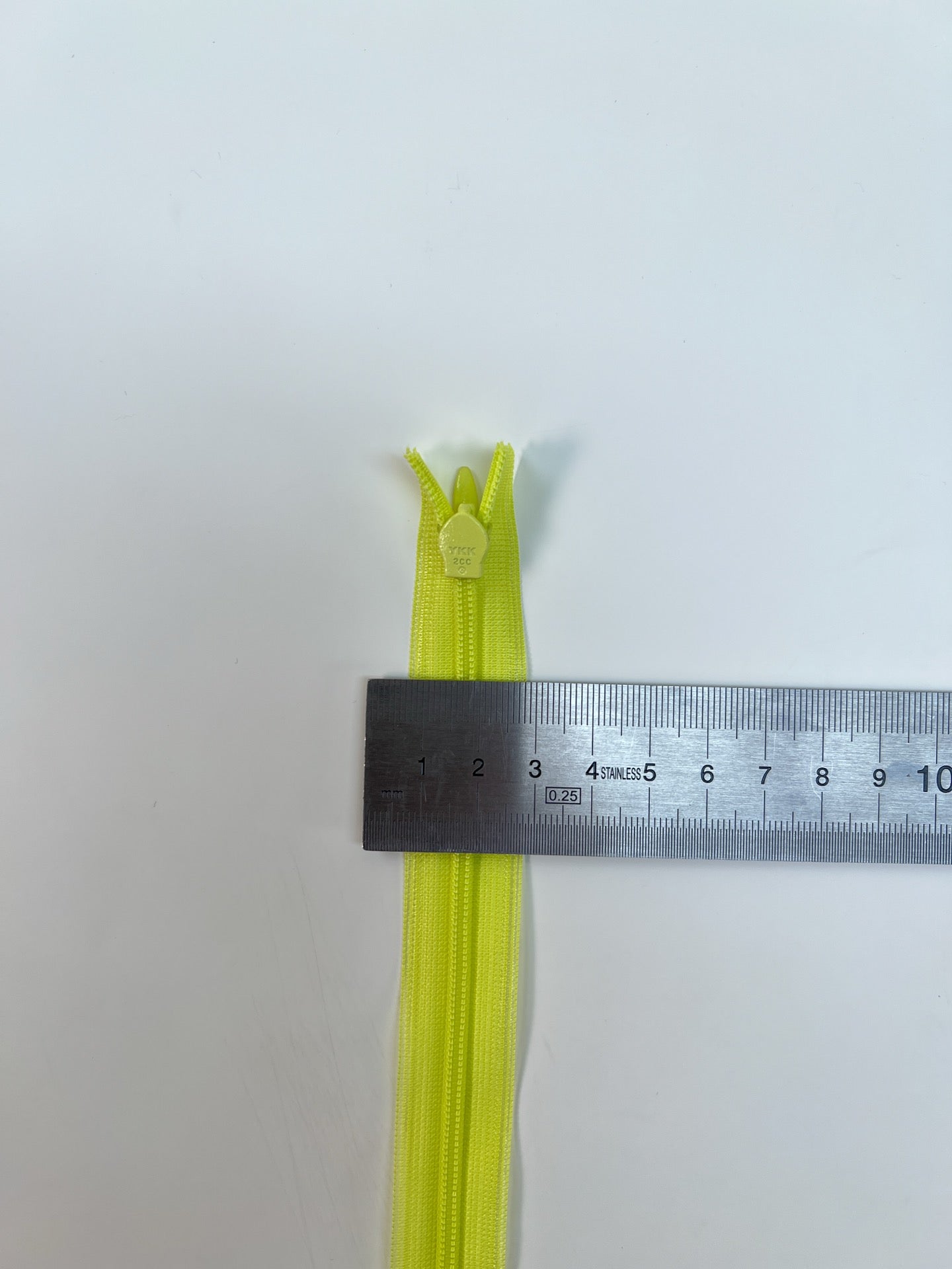 AV-1615 – image 2