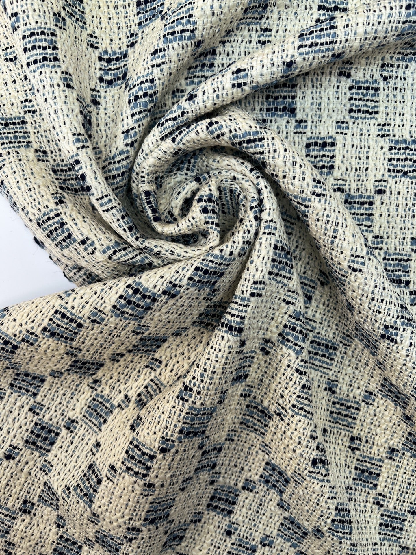 TR-1800d – image 1