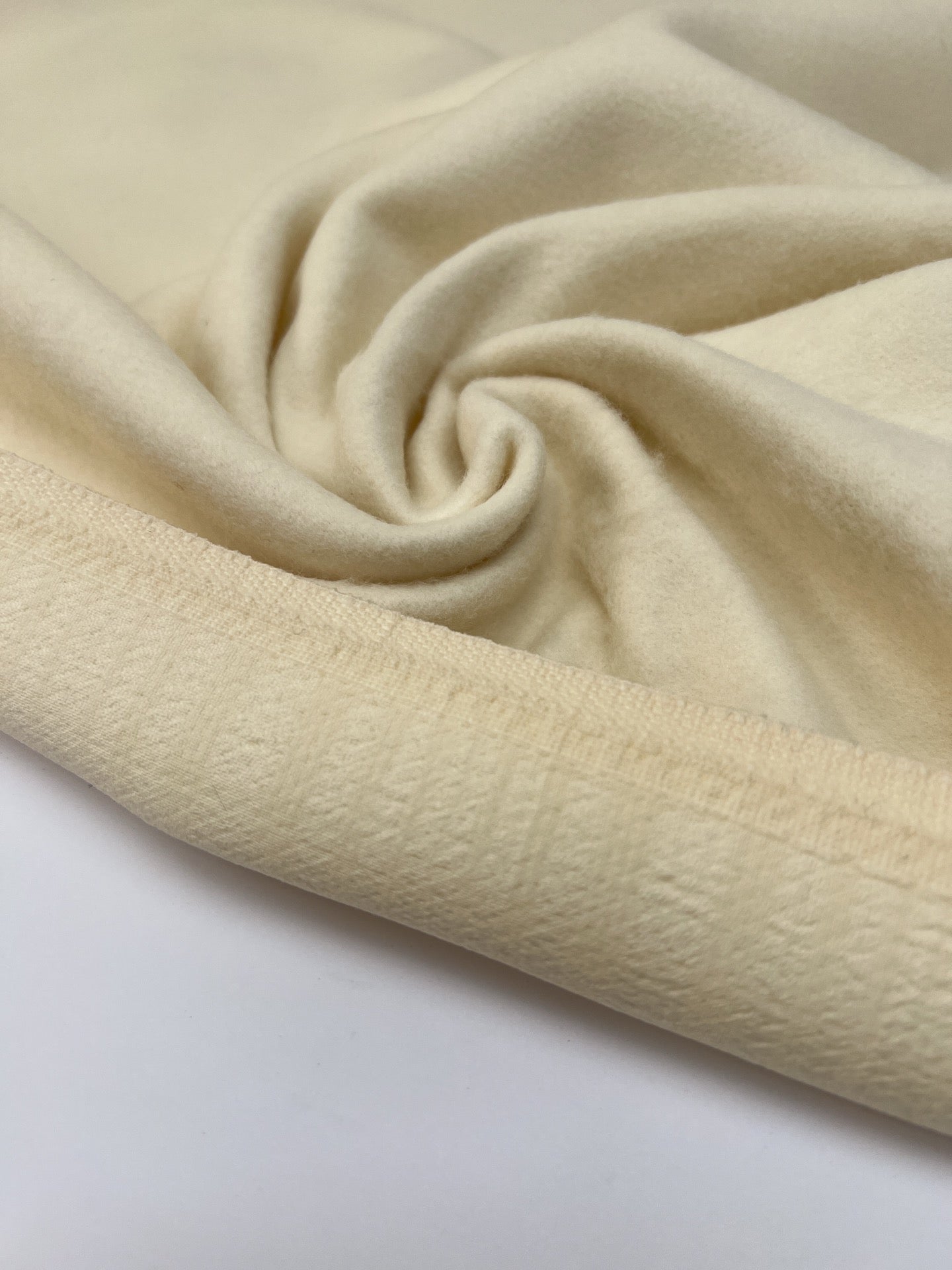 TR-1210d – image 2