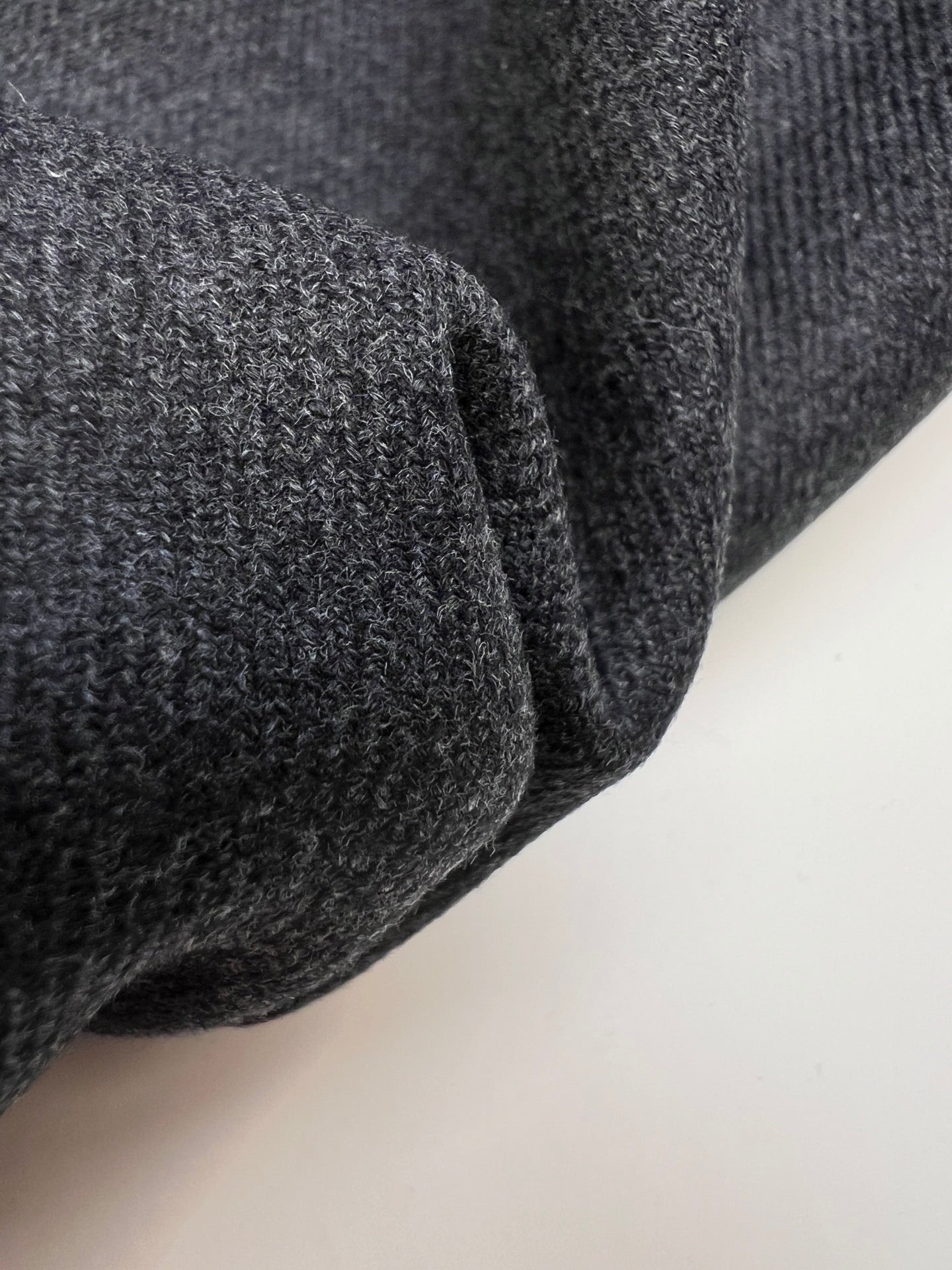 TH-1142 image 3