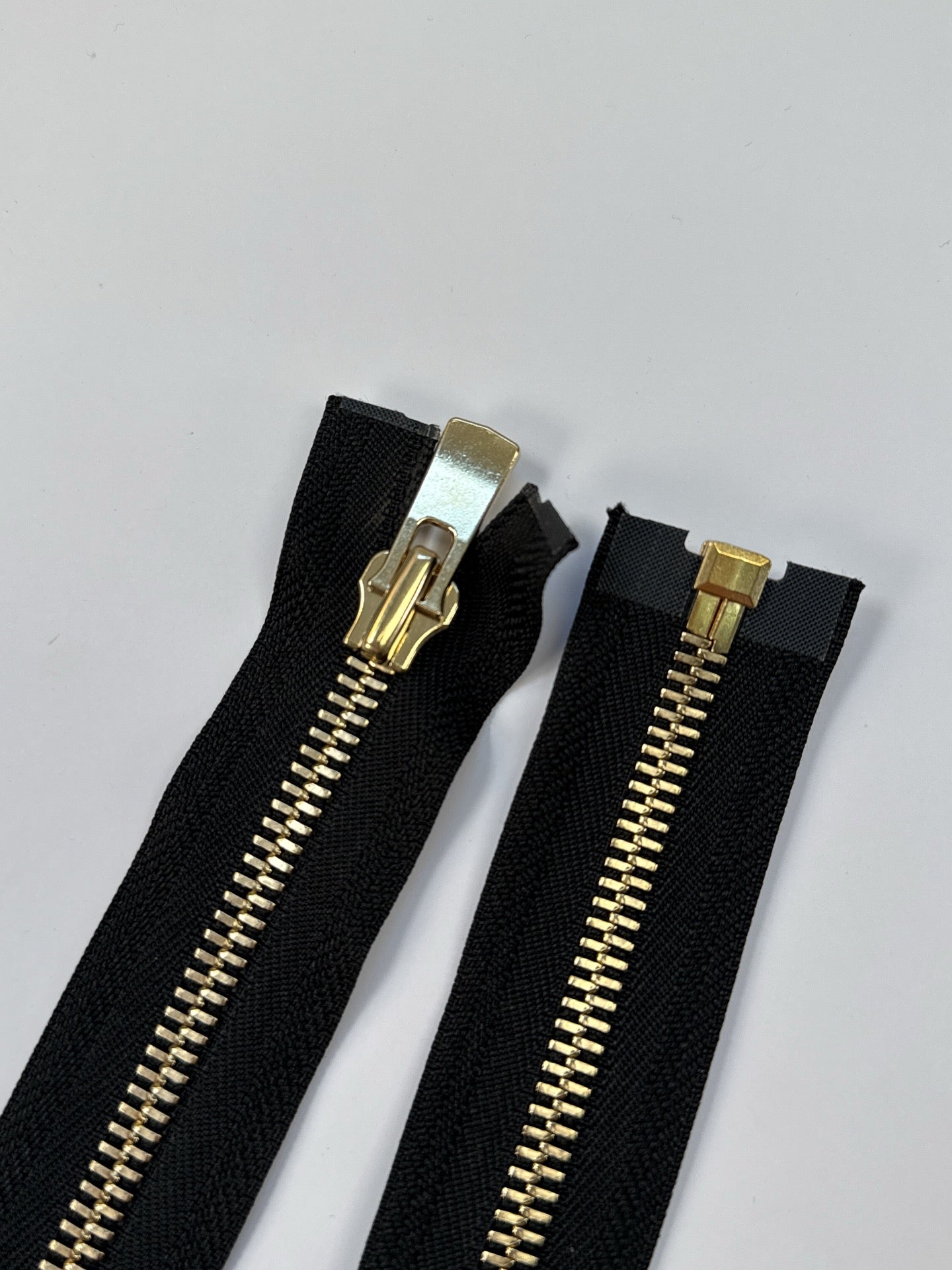 AV-2208 image 2