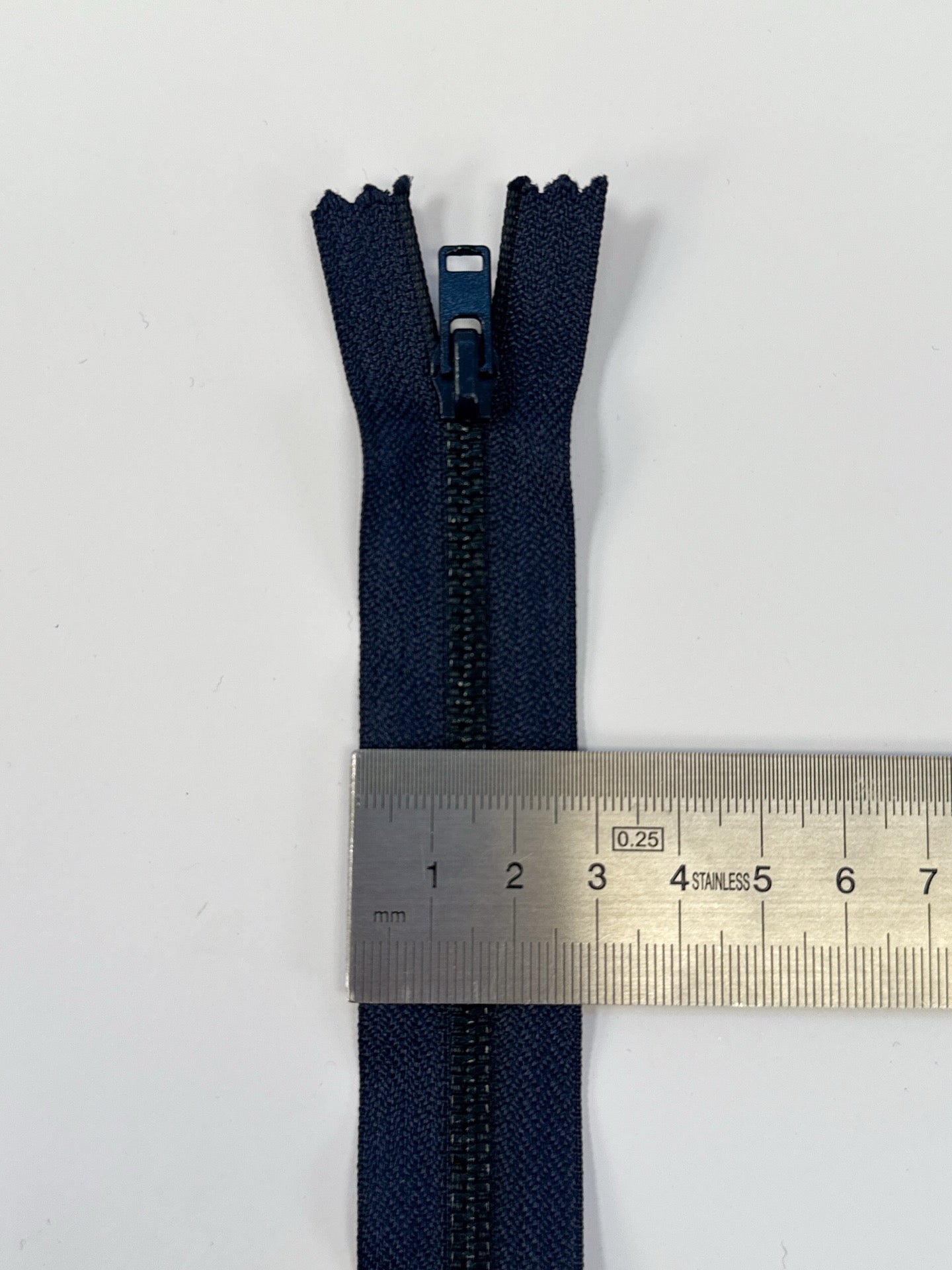 AV-2254 image 4