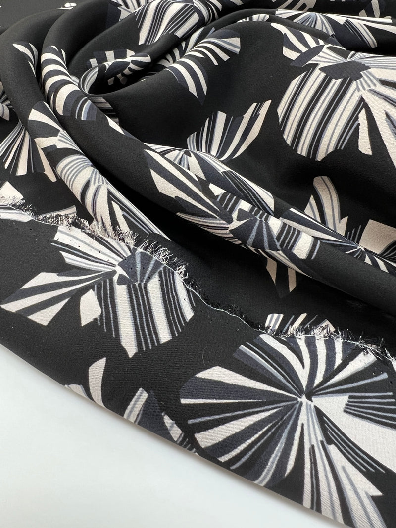 TN-749 – image 2