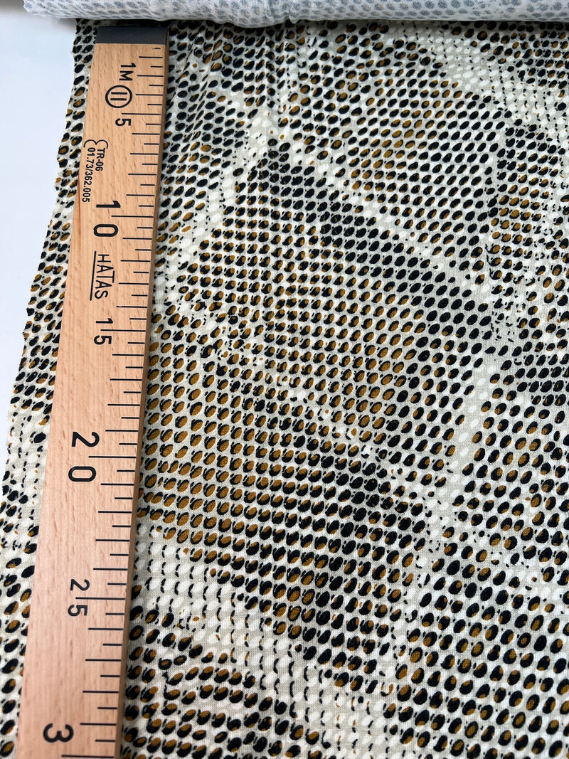 RA-1228 – image 4