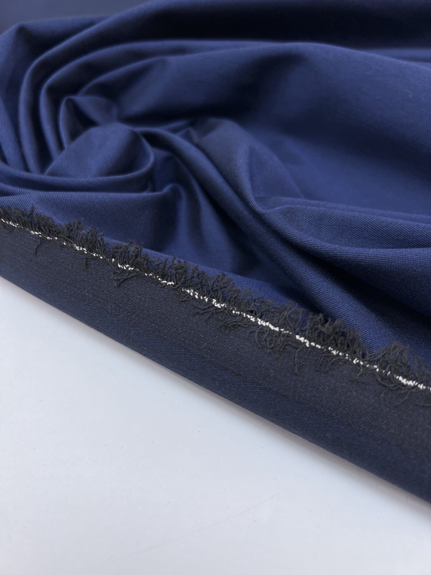 TB-977 – image 2