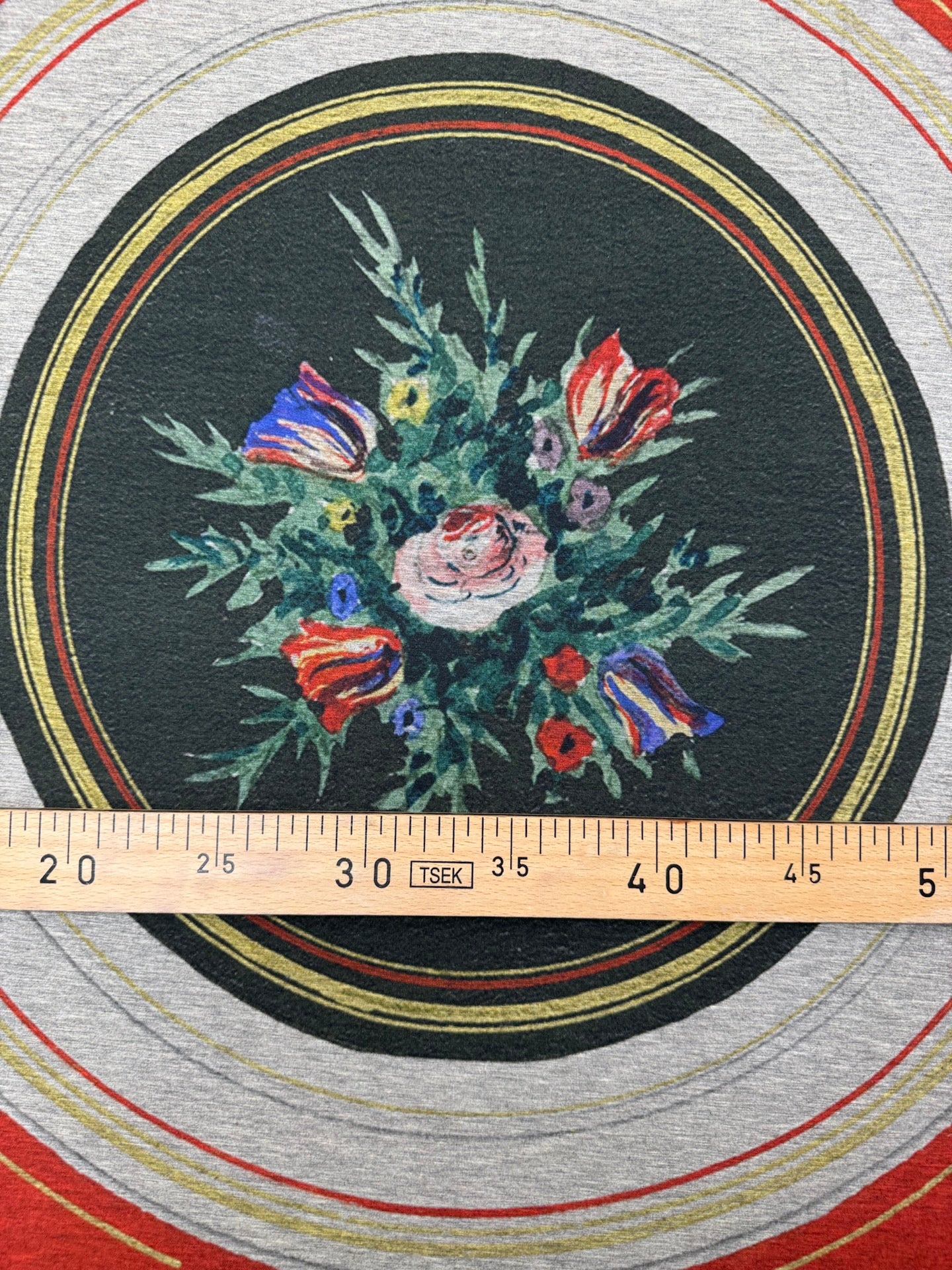VR-748 – image 4