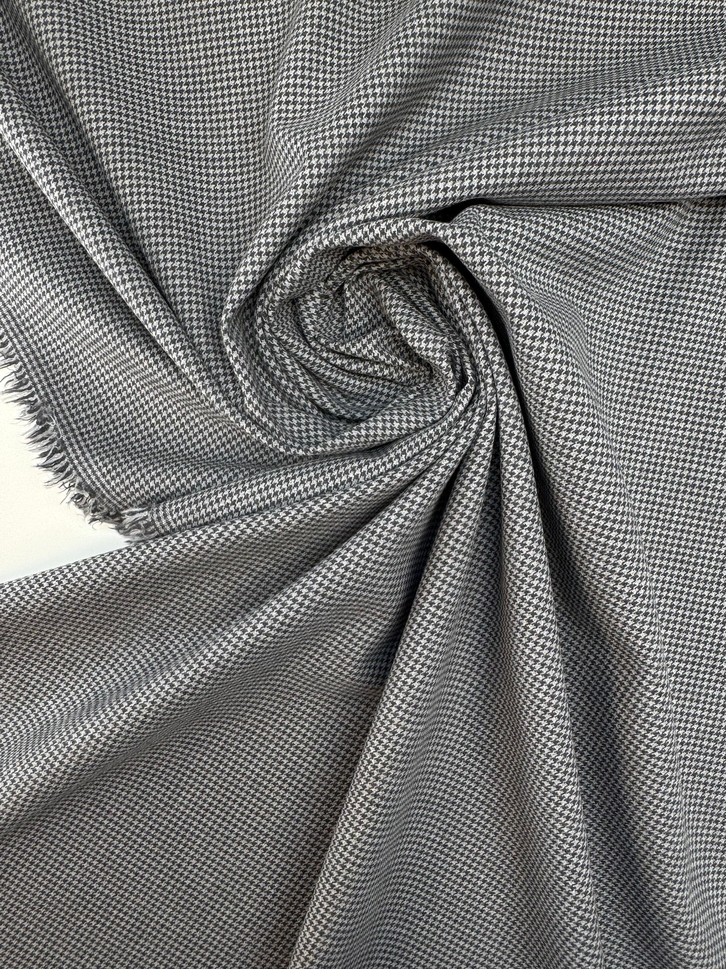 TH-263 image 1