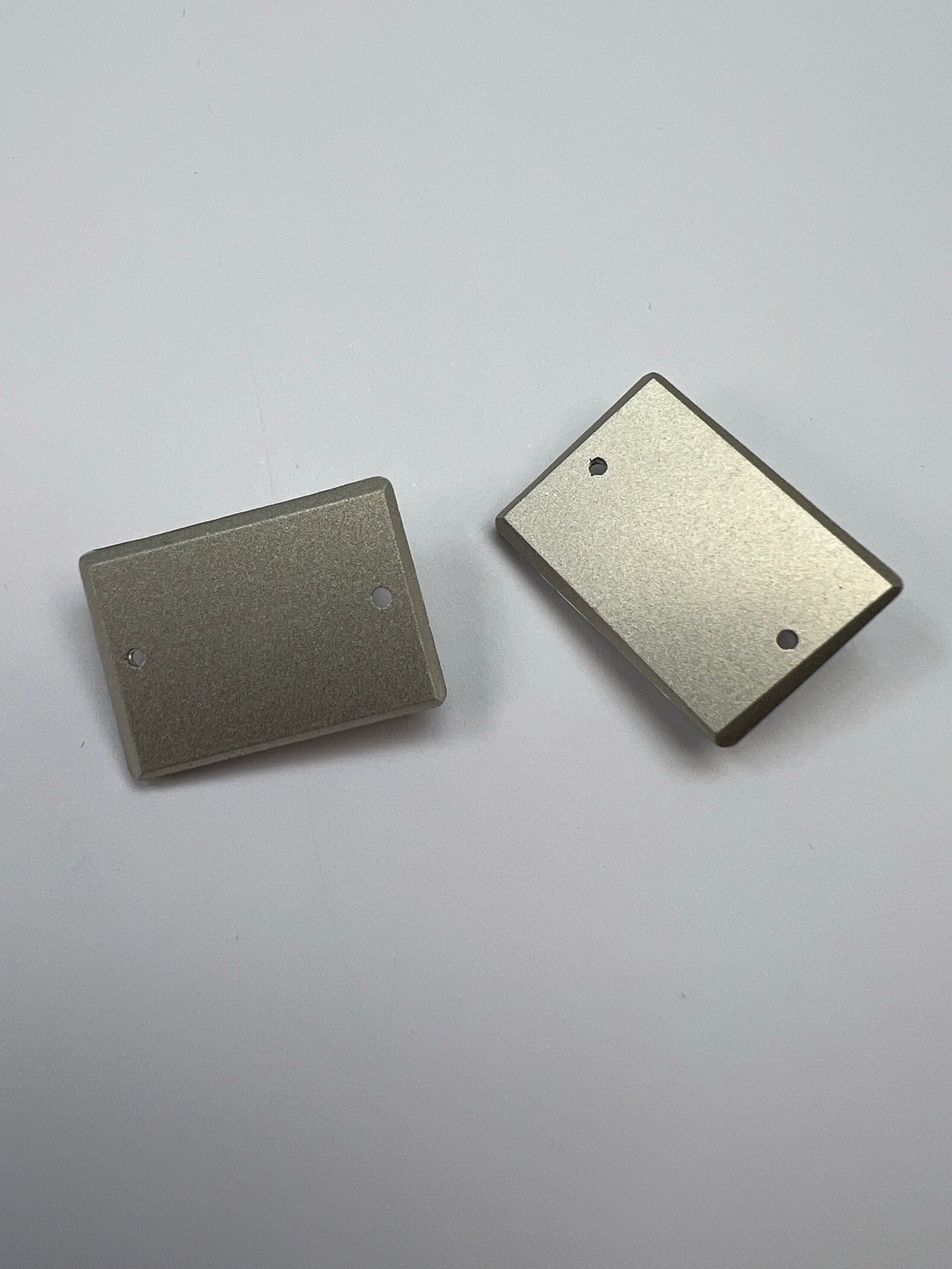 AV-2345 image 3
