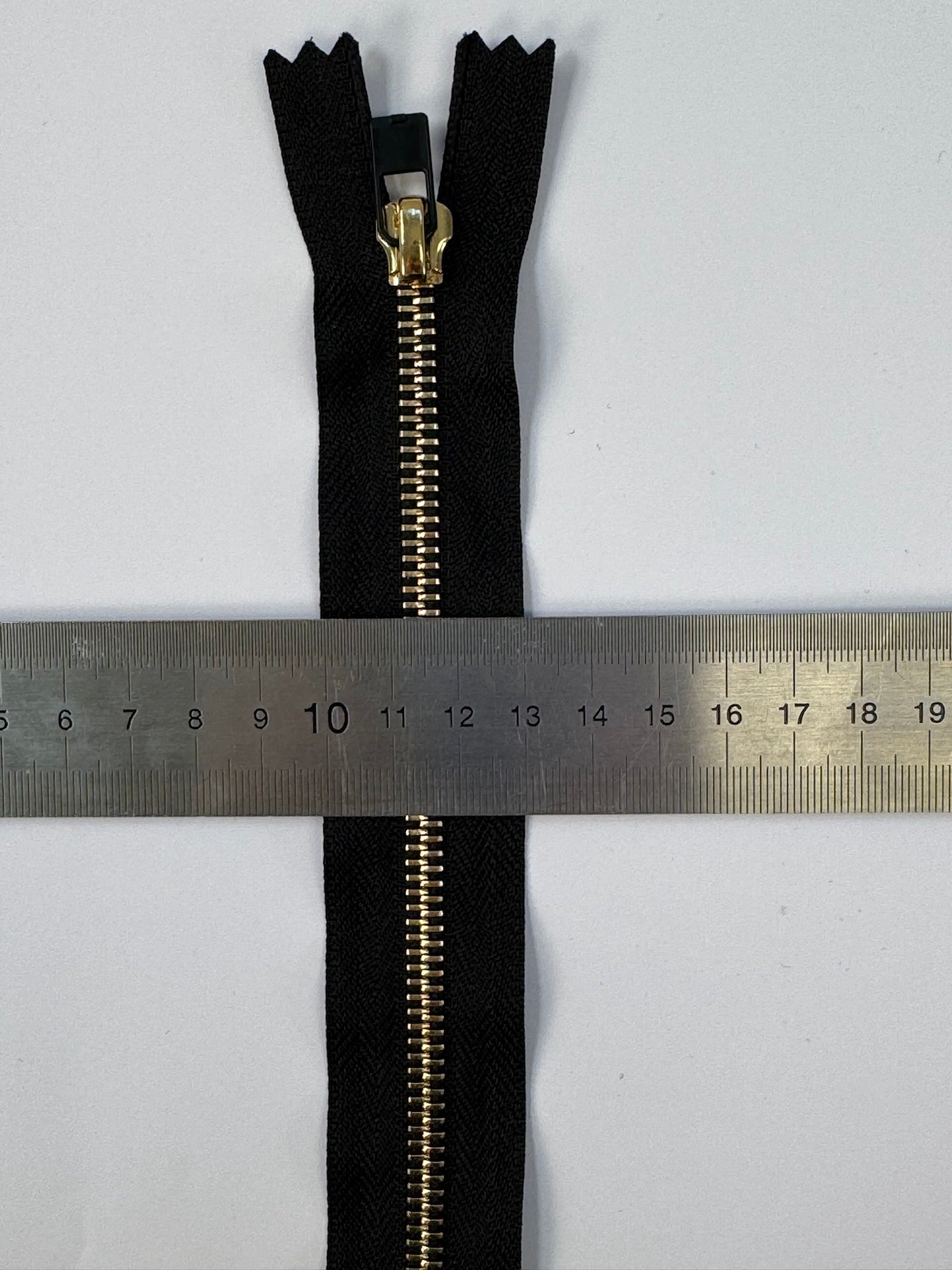 AV-1685 image 2
