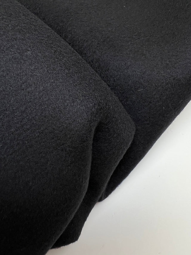 AV-1796d – image 3