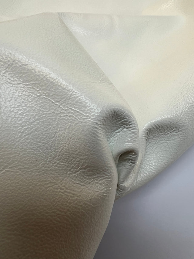 AV-1145d – image 3