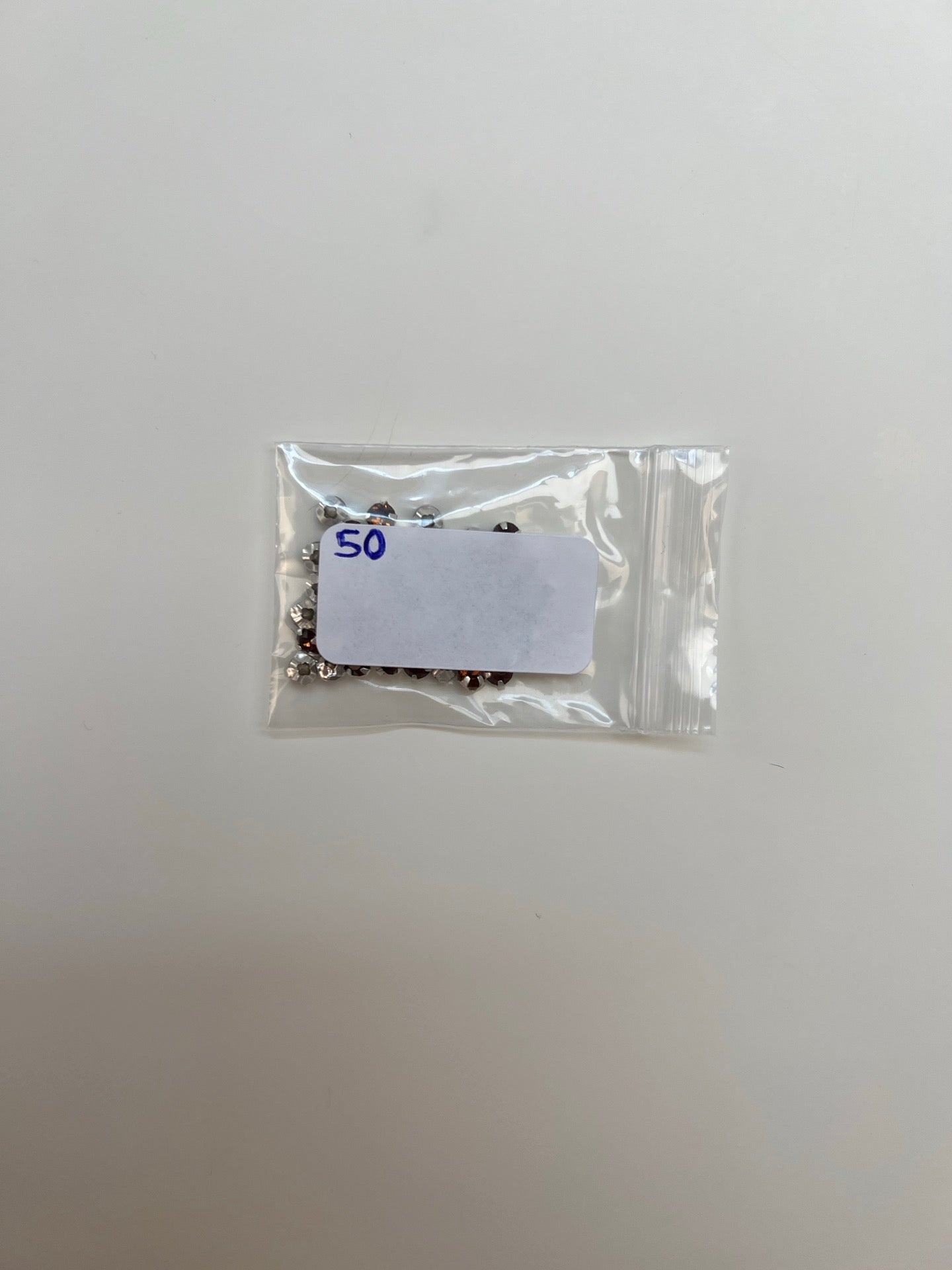 AV-2402 image 3