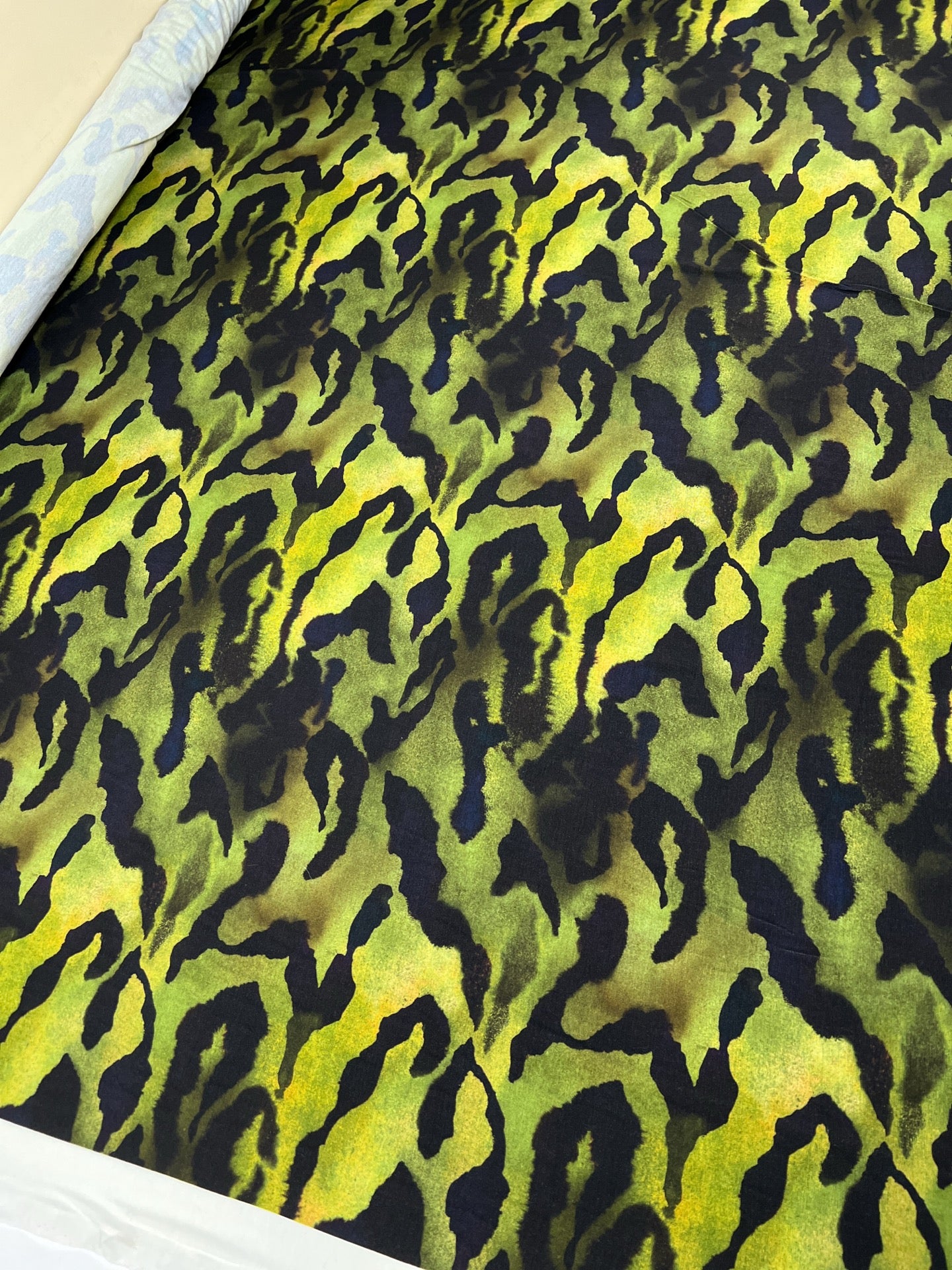 AV-1286 image 5