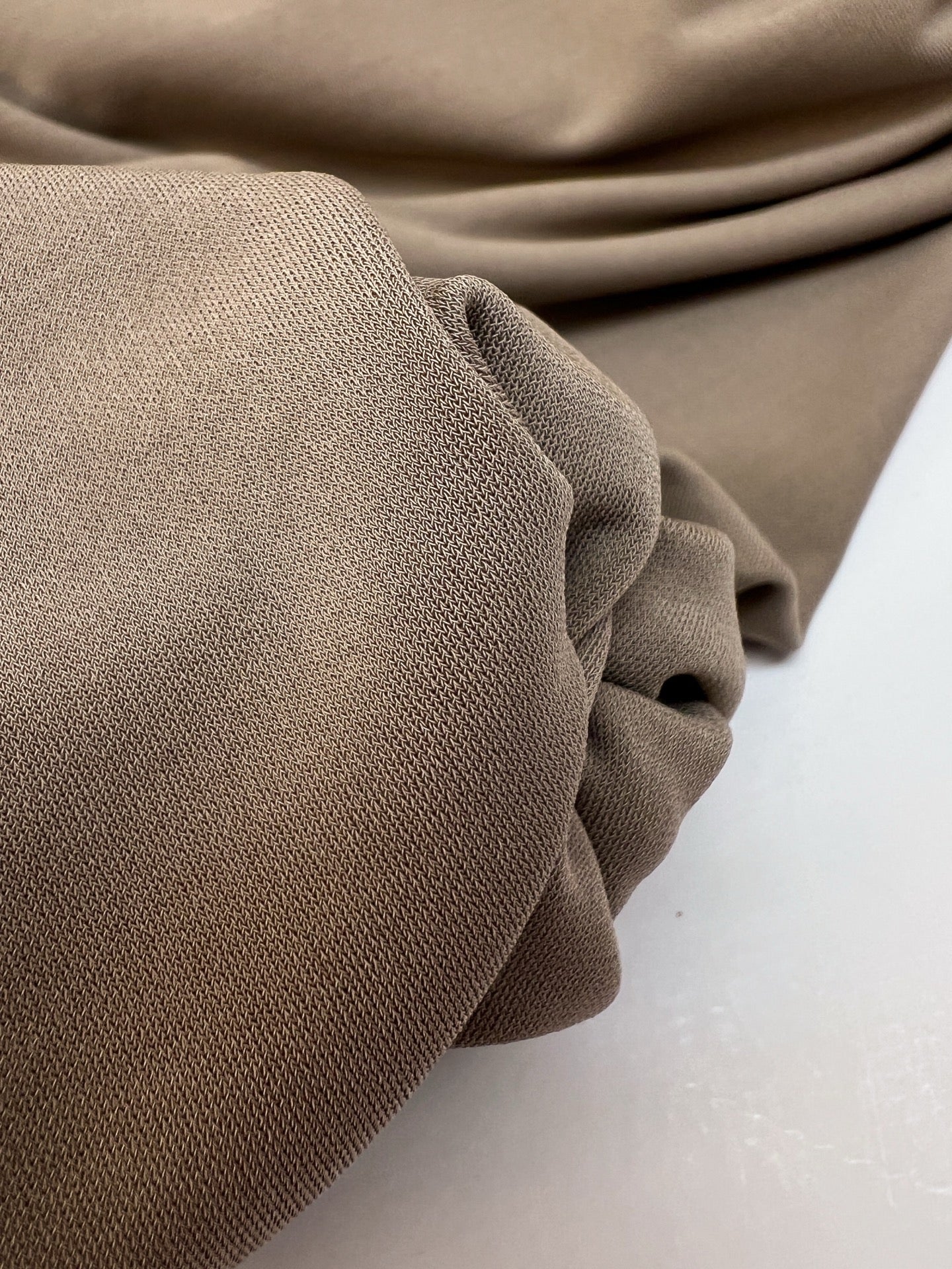 AV-1337d – image 3