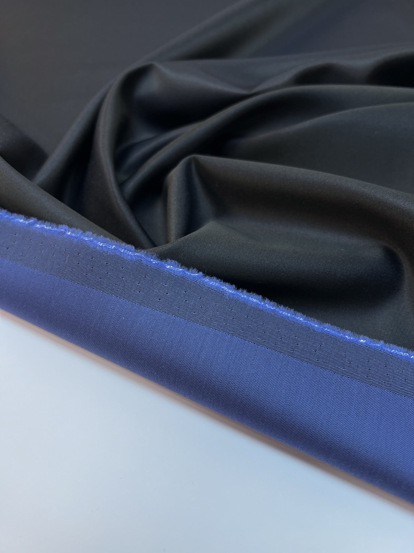 Tissu Sergé Laine Nuances De Bleu
