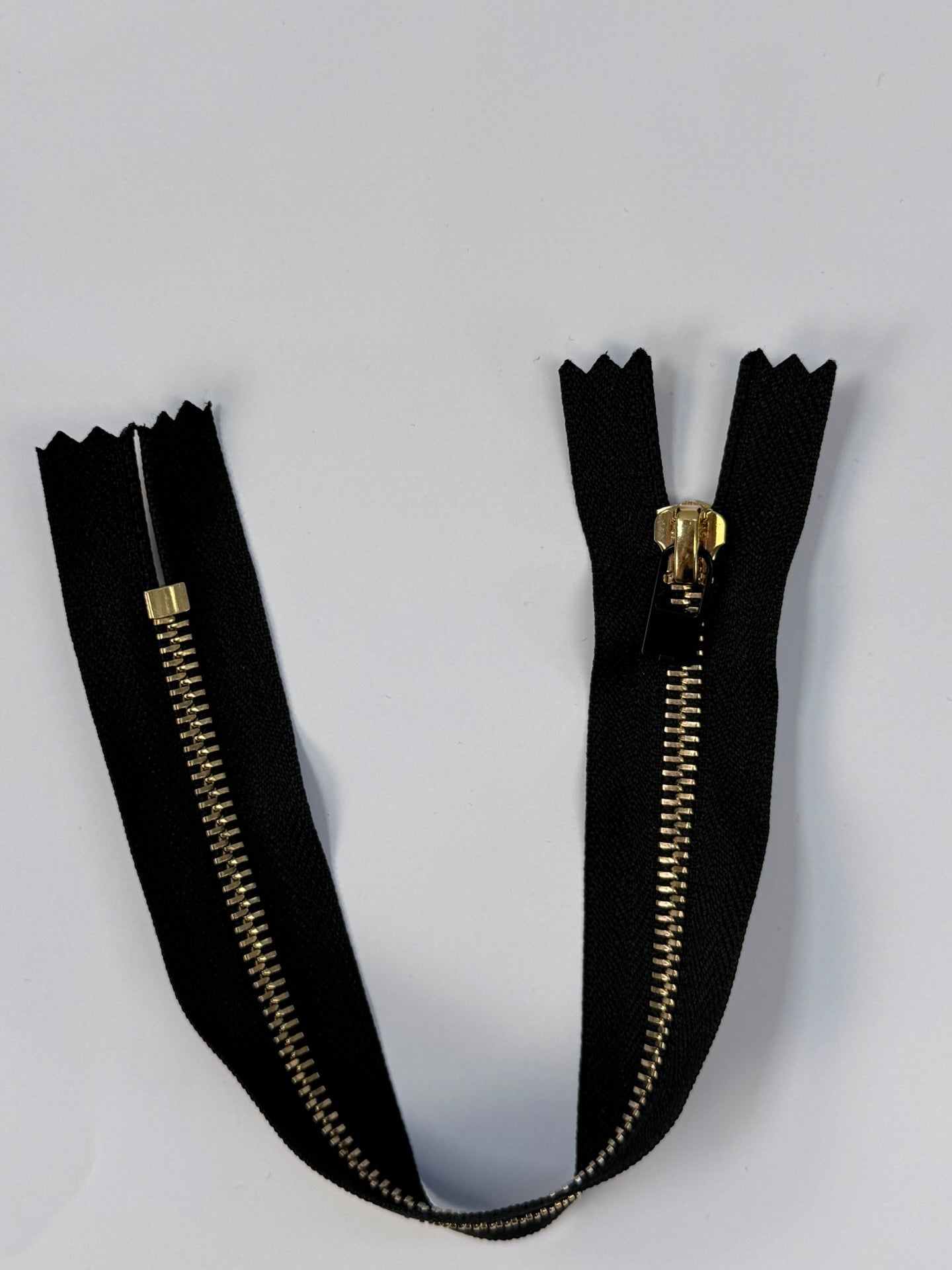 AV-1685 image 3