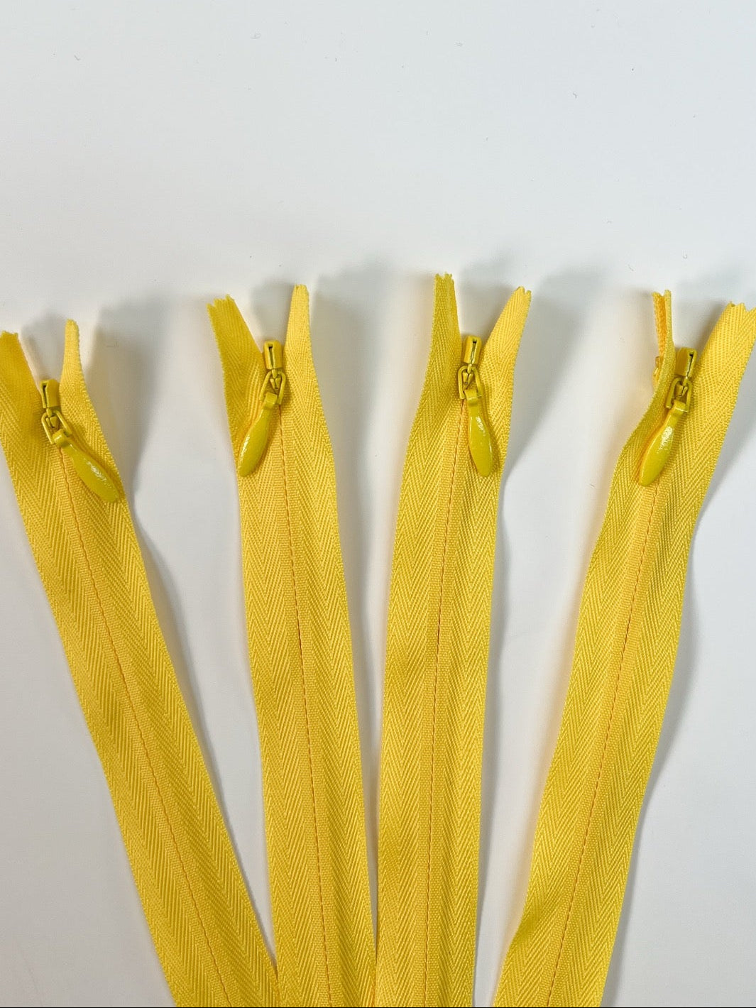 Mercerie nuances de jaune polyamide