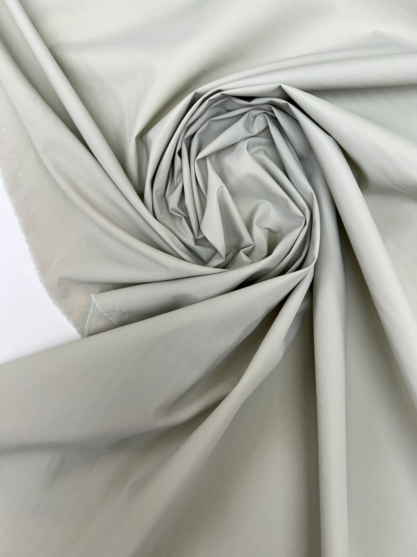 TN-562 – image 1