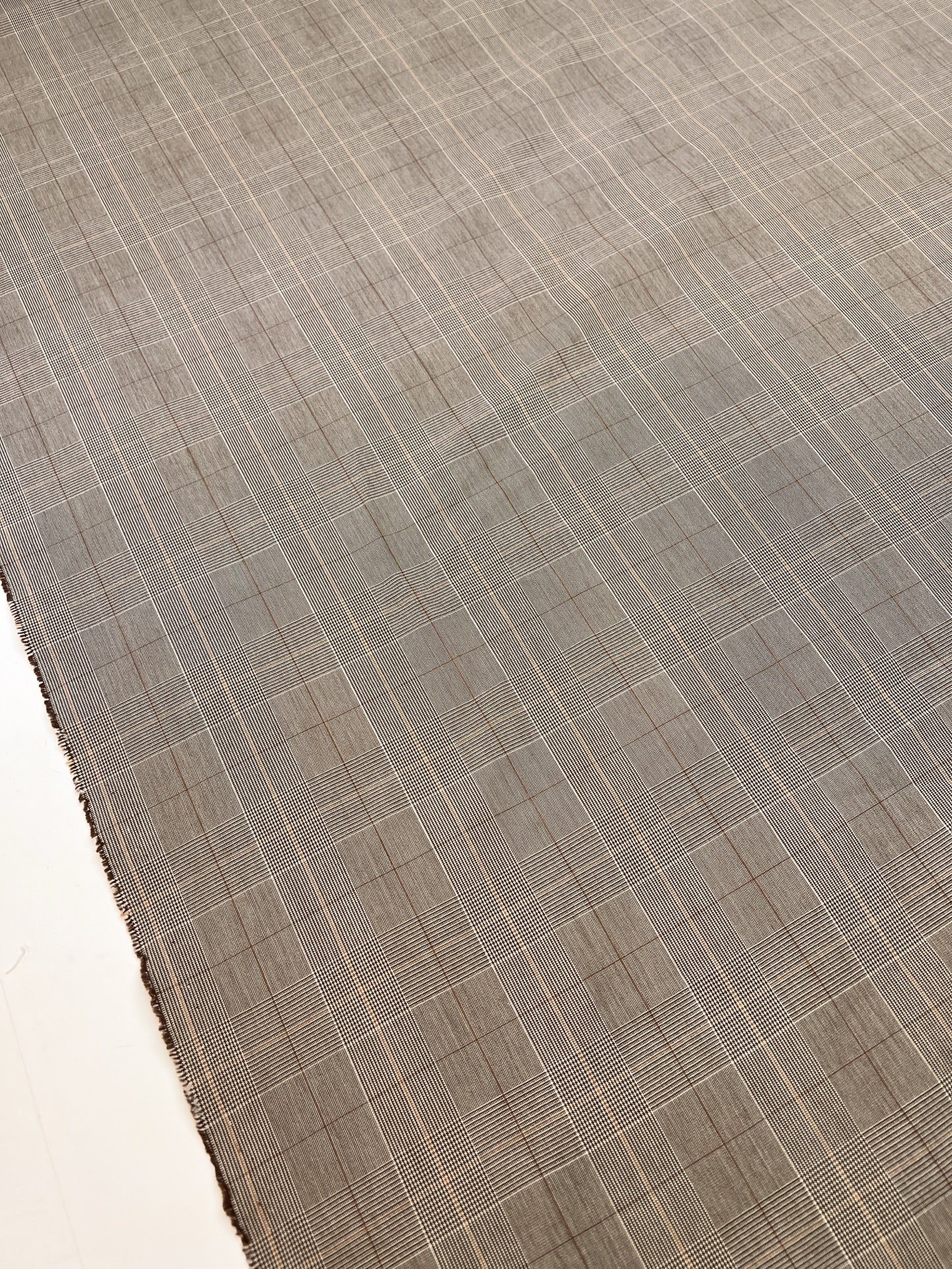 TH-904 image 5