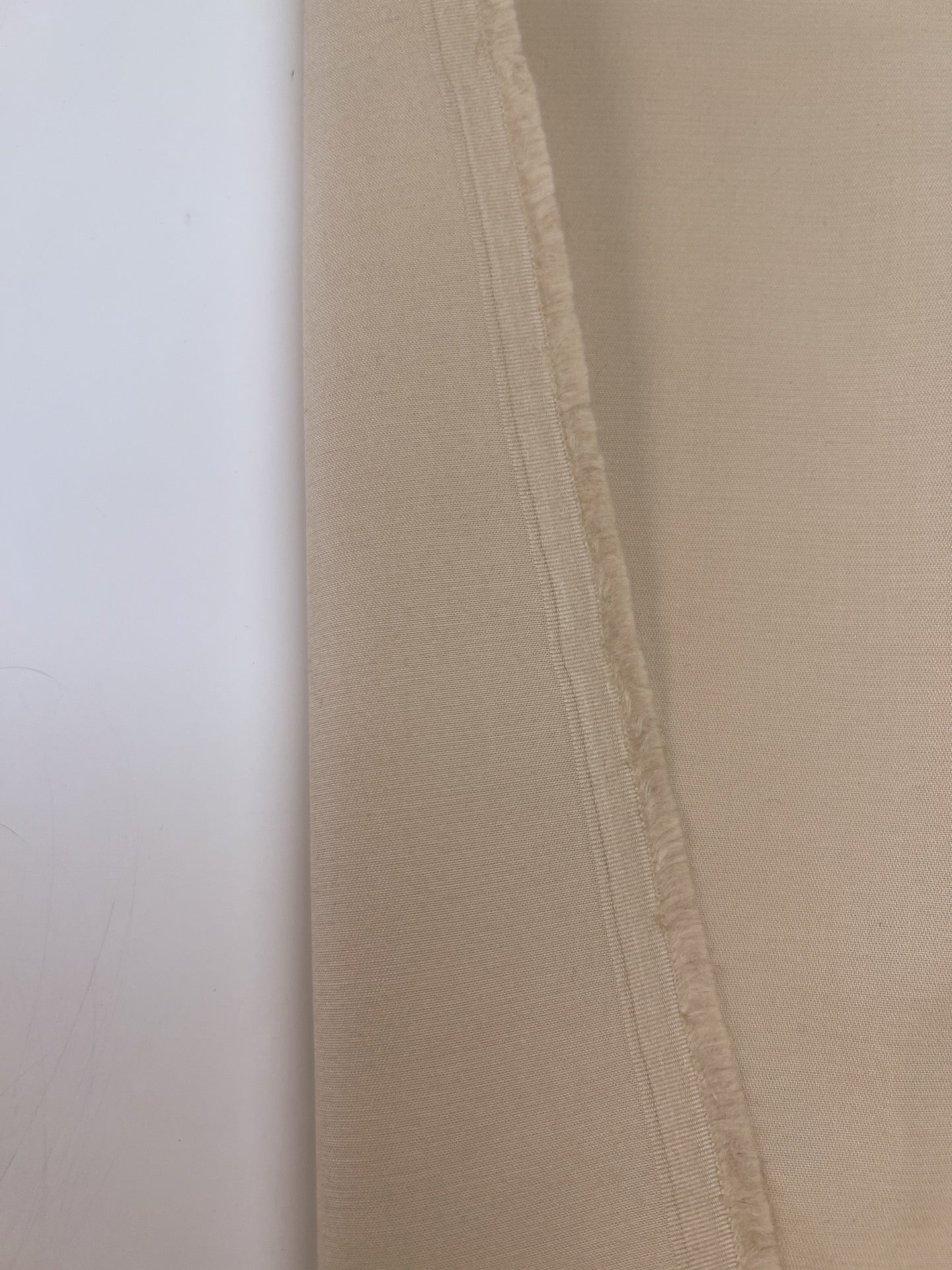 TH-1556 image 4