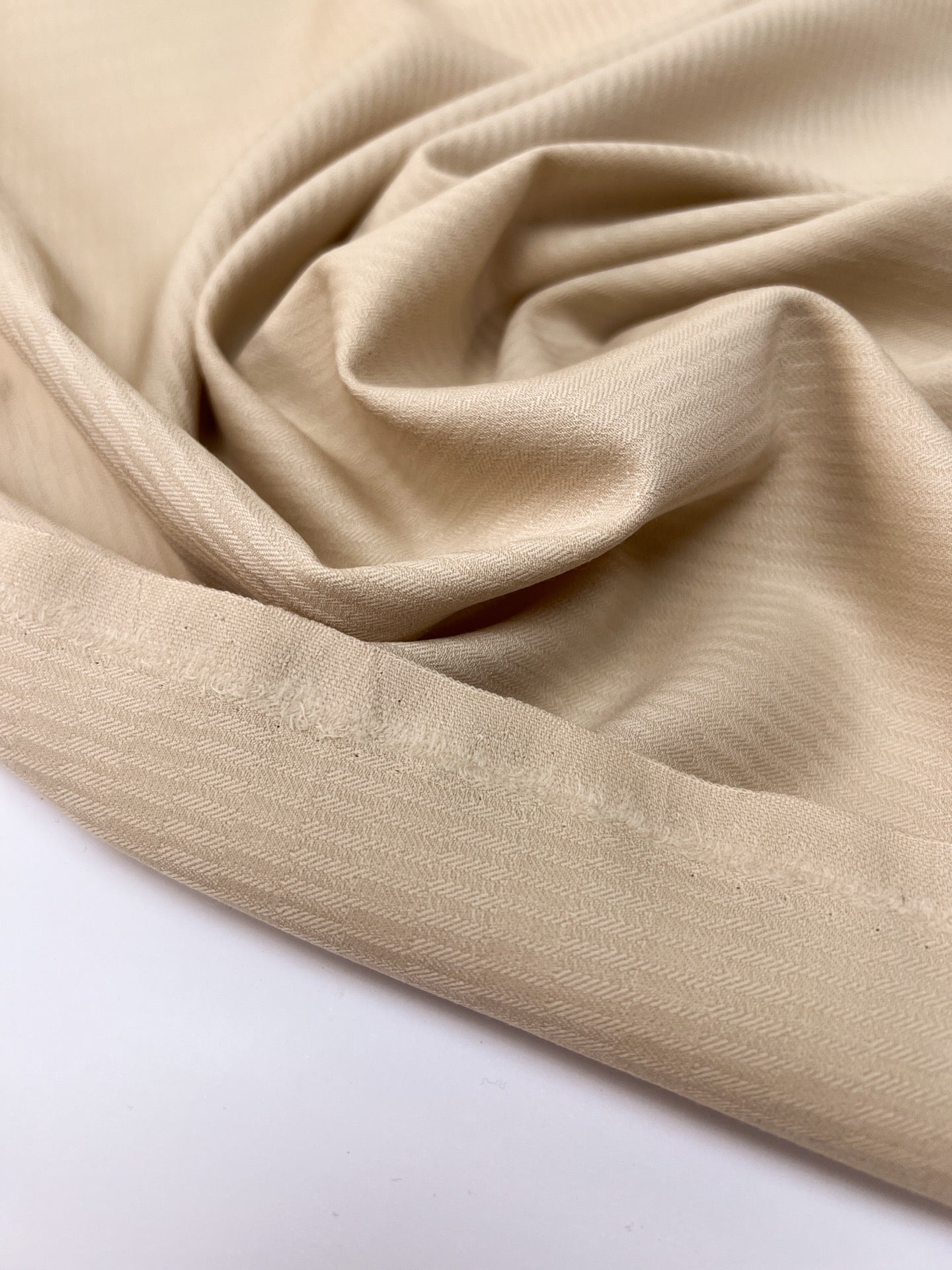 TR-1562d – image 2