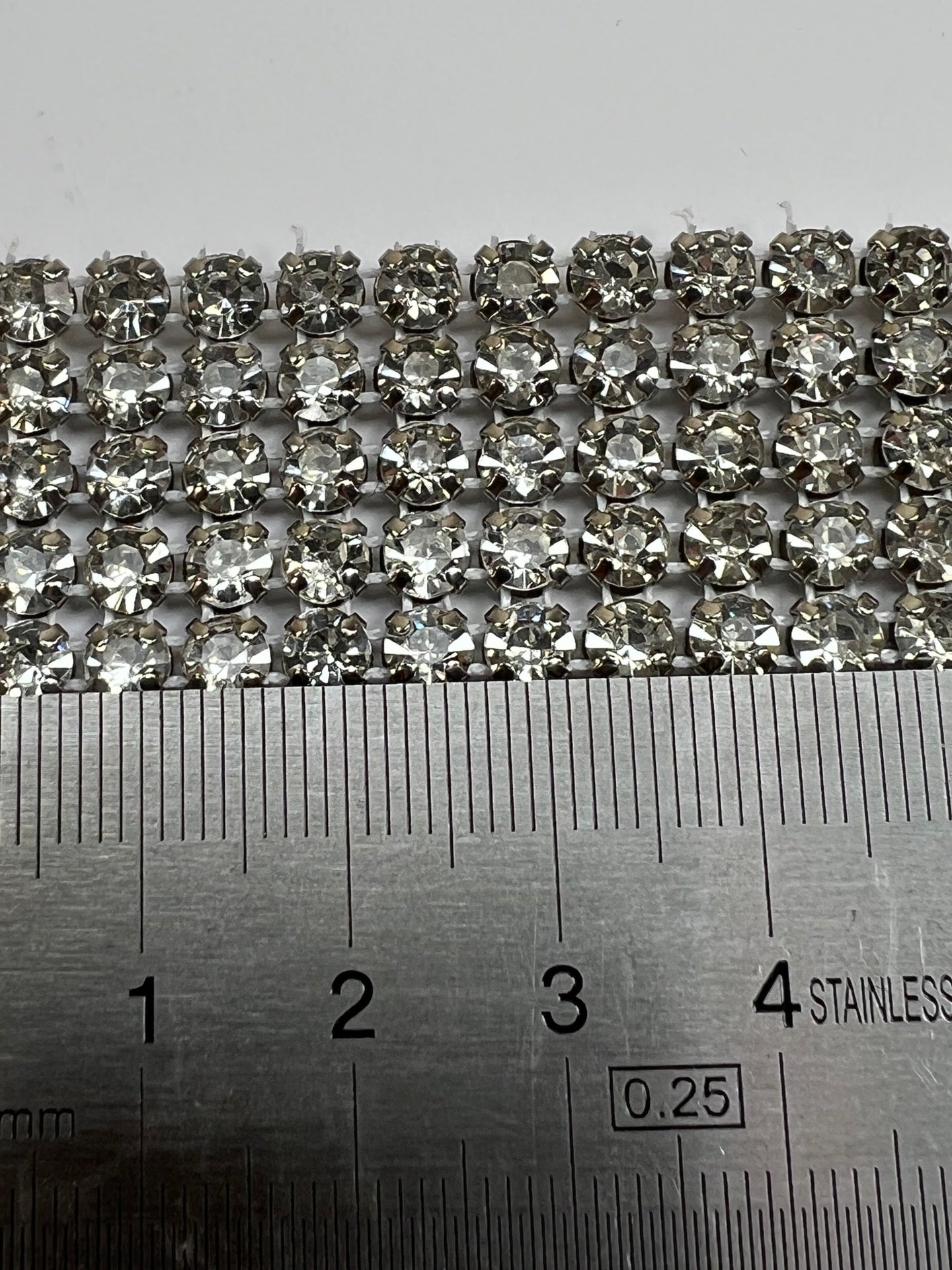 AV-1235 image 3