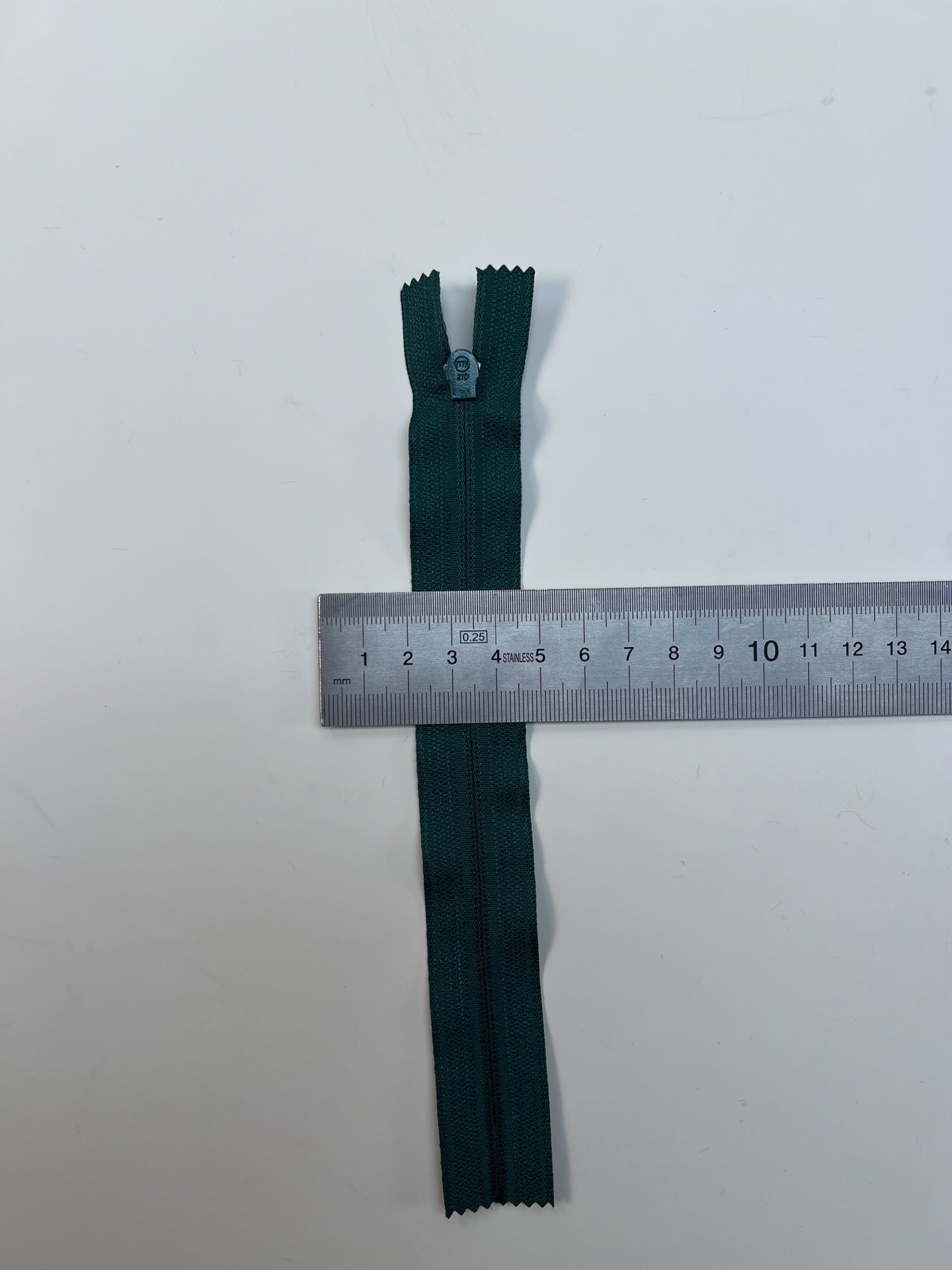 AV-1589 – image 2