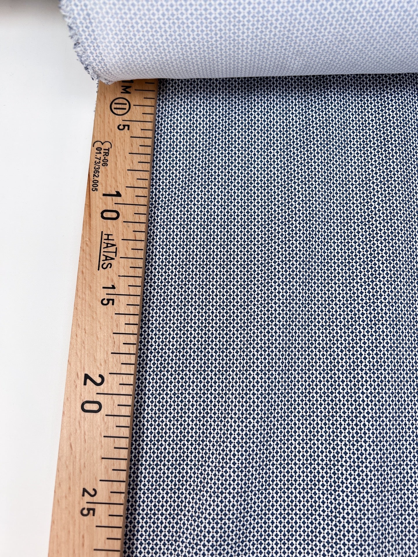 RA-877 – image 4