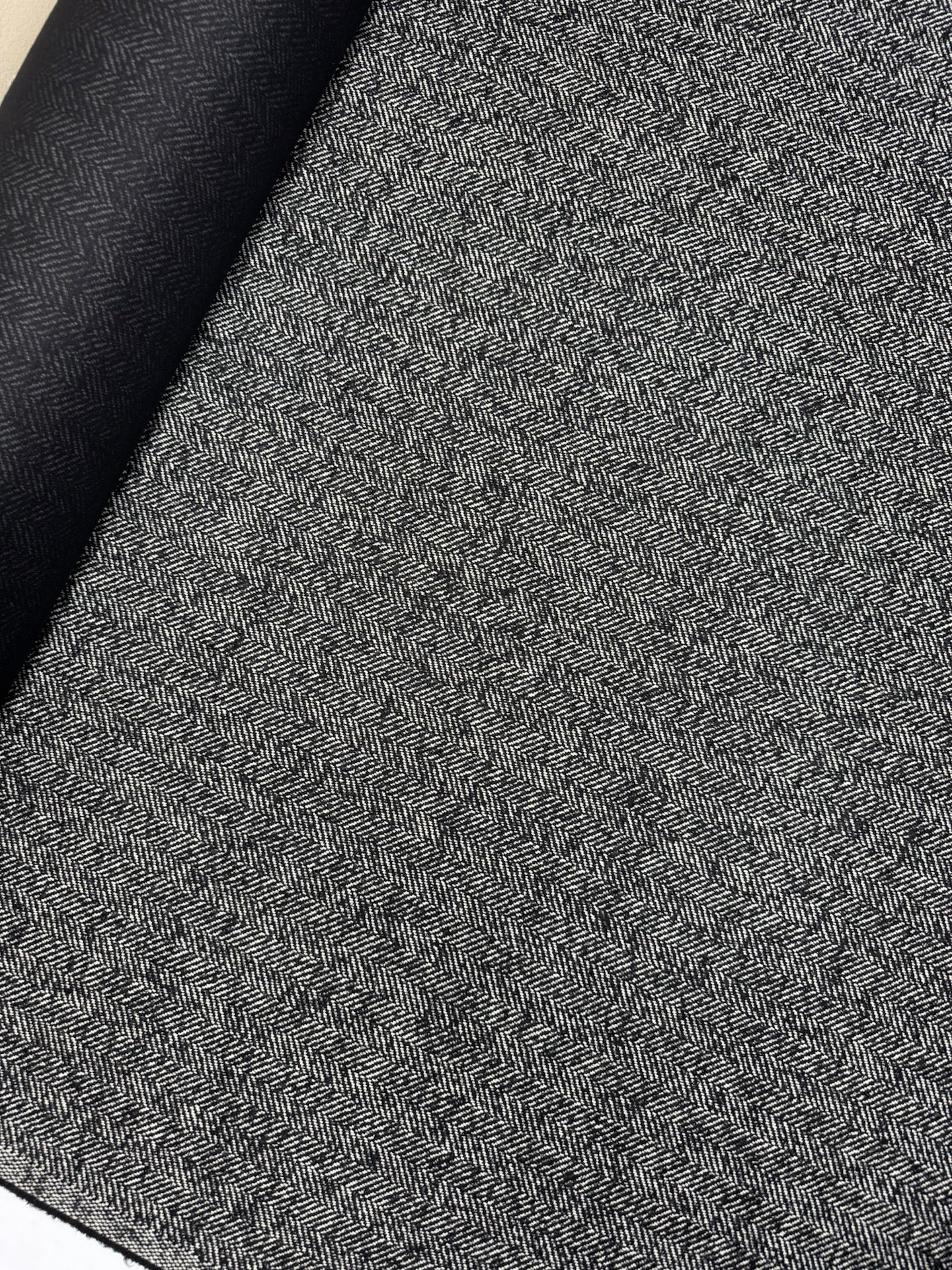 TR-683 – image 5