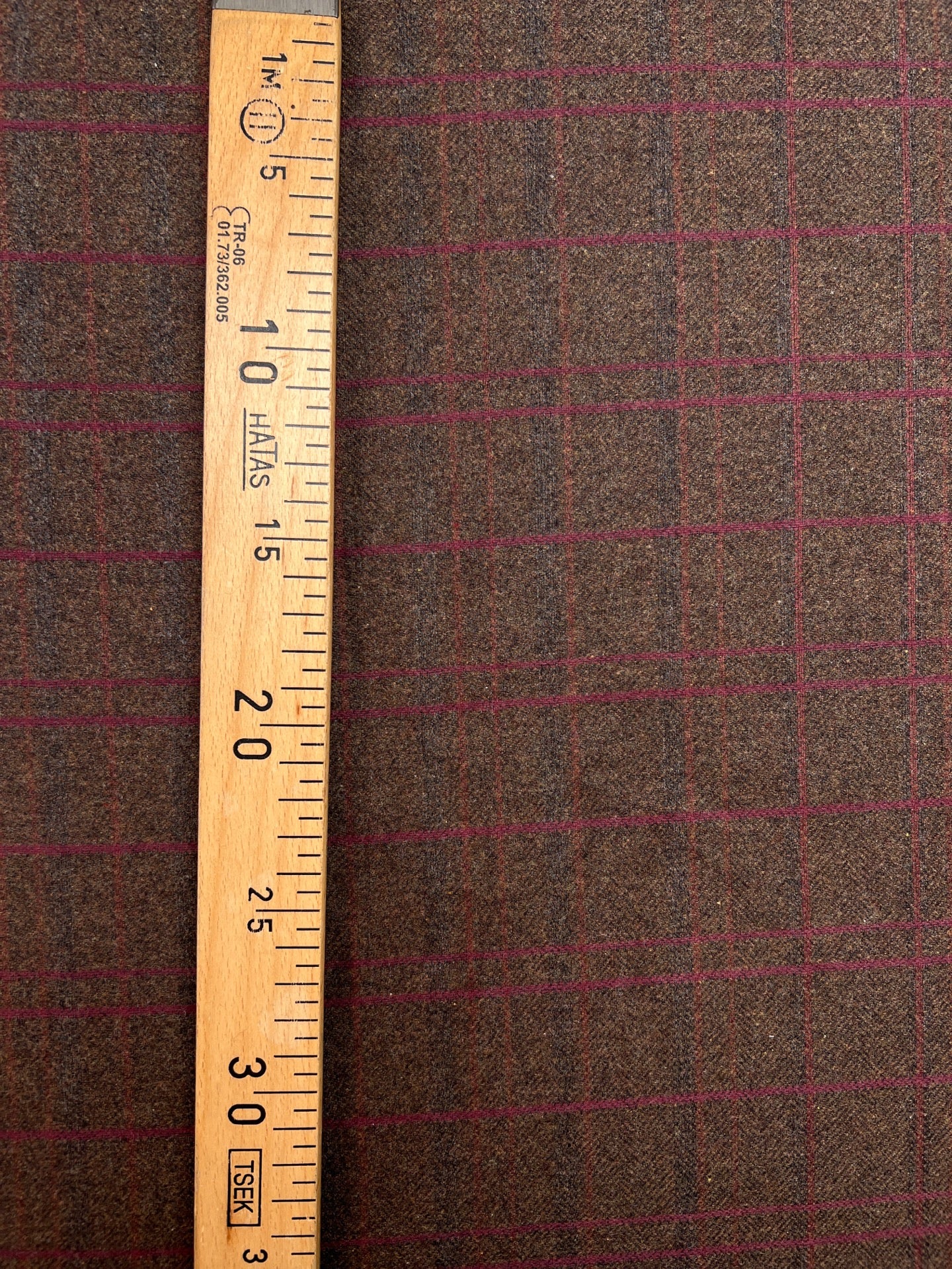 TH-1104 image 4