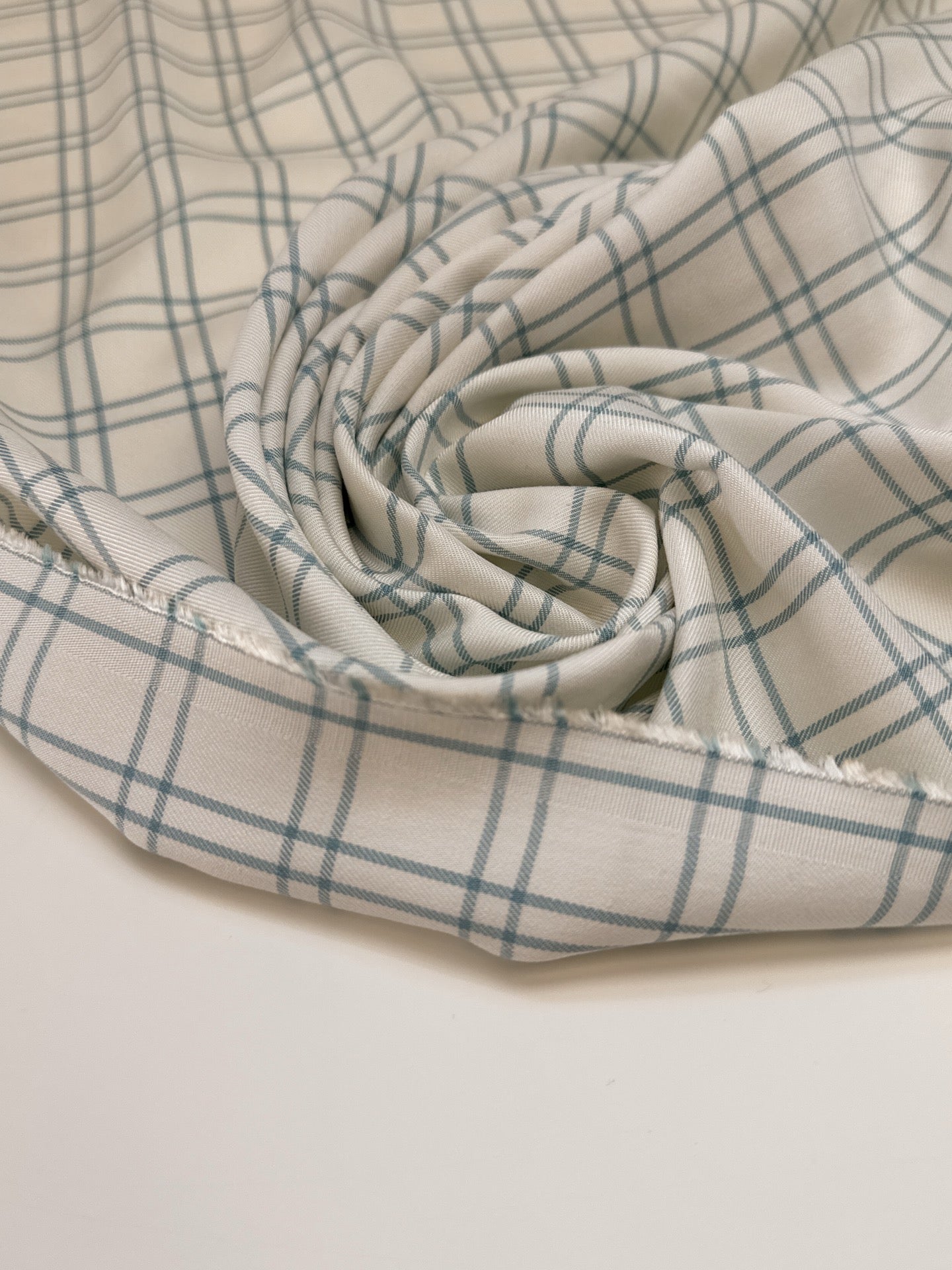 TH-104 image 2