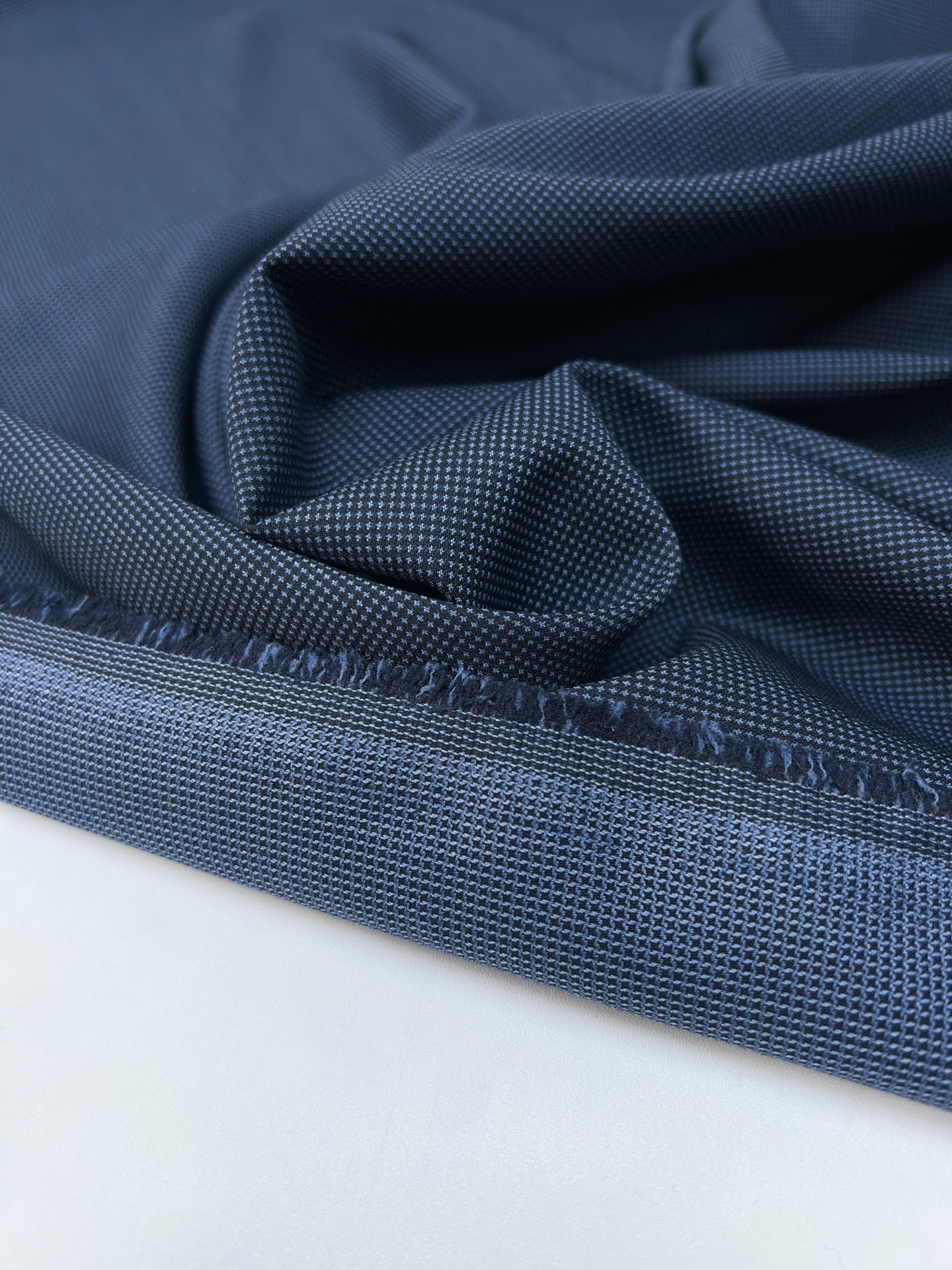 TR-1453d – image 2