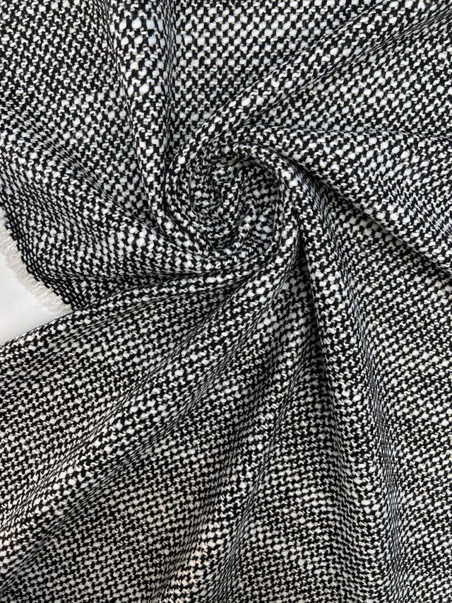 TE-571d image 1