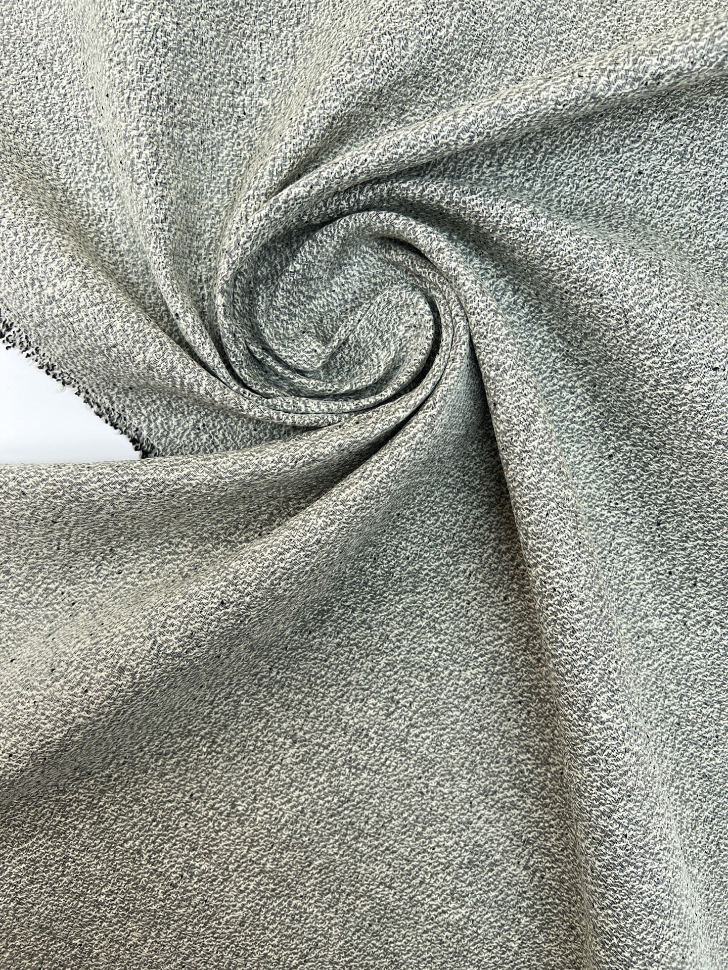 TN-817 – image 1