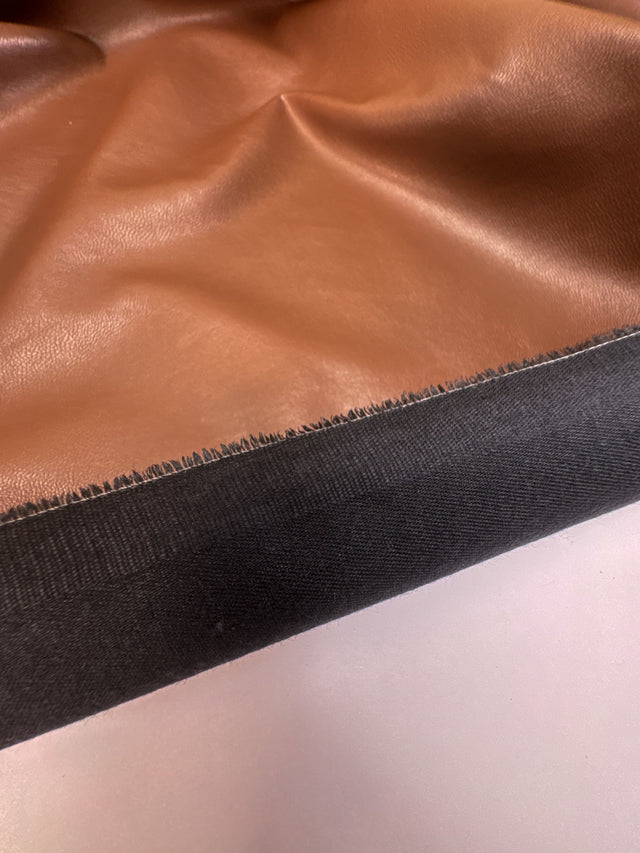 TB-1777d – image 2