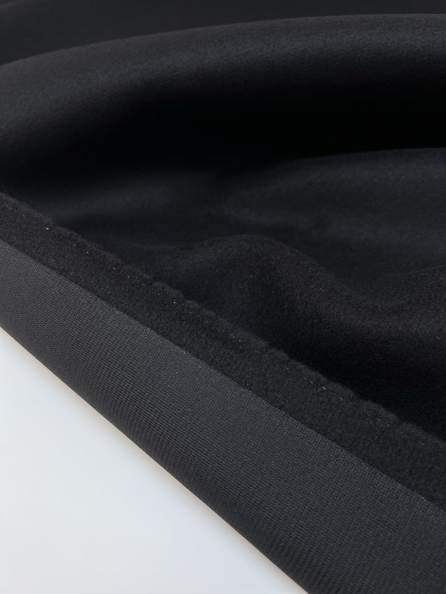 AV-1796d – image 2