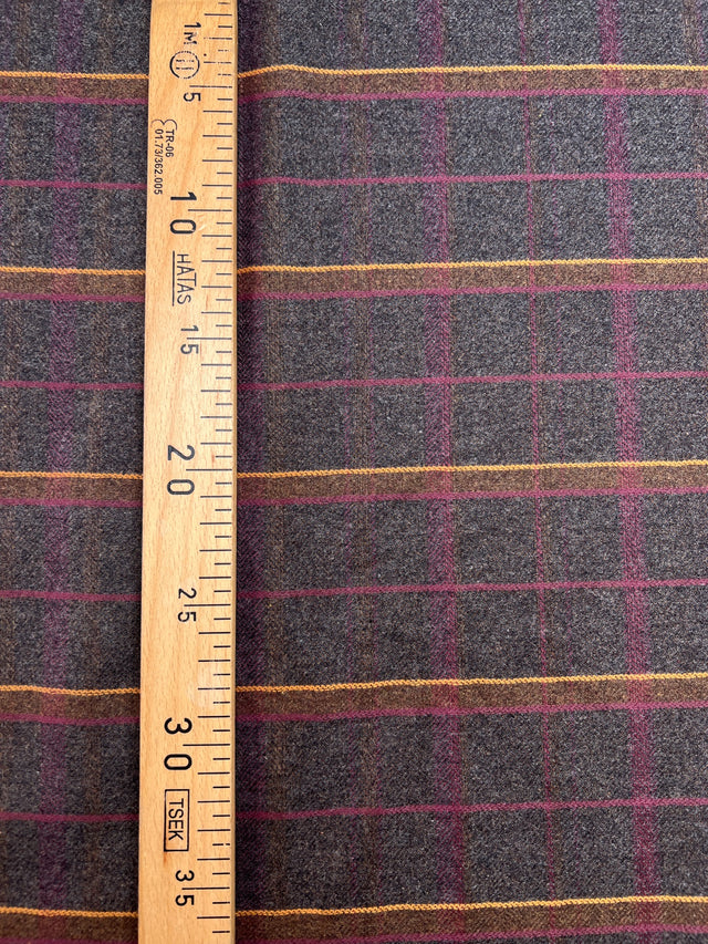 TH-1126 image 4