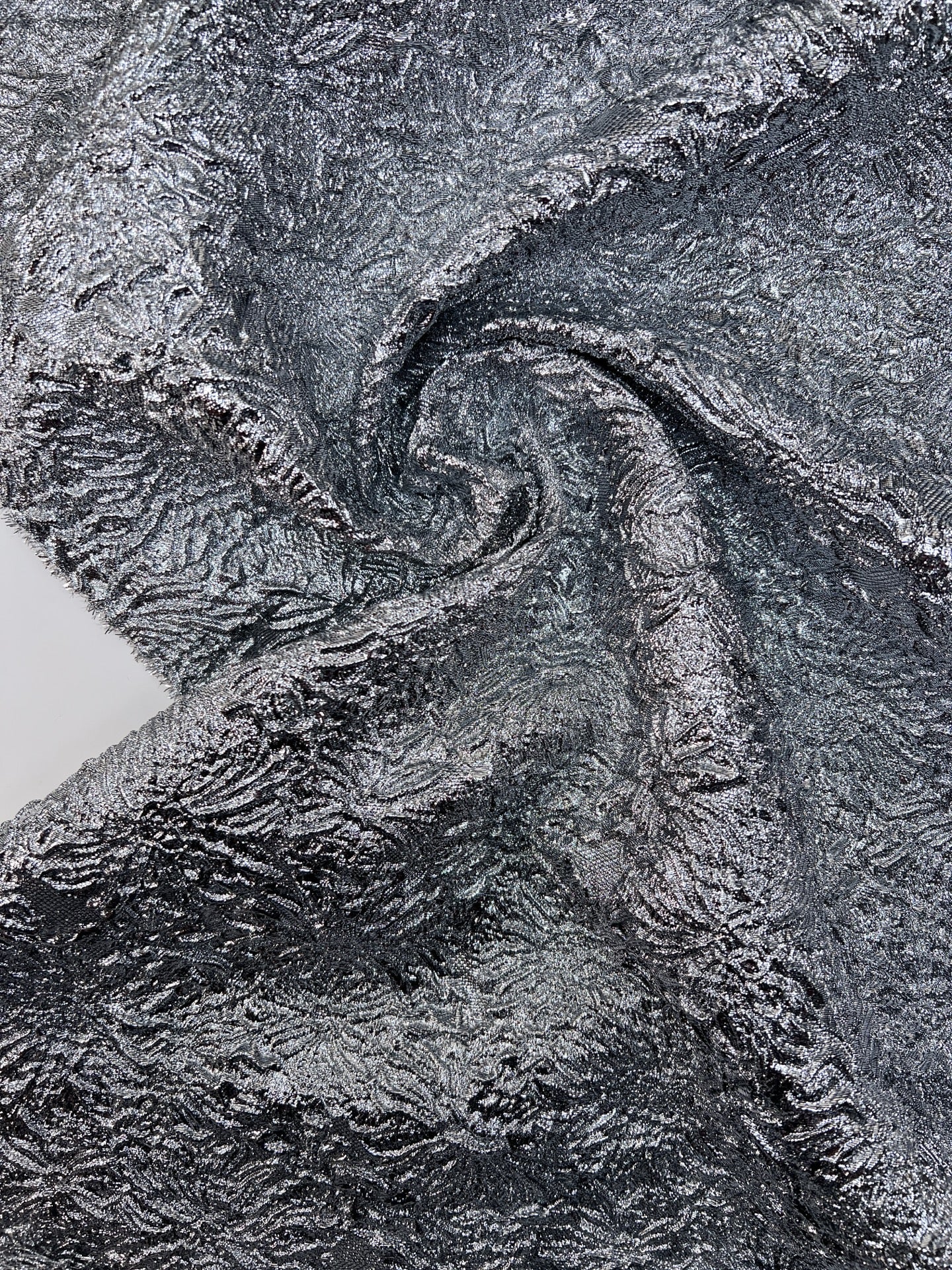 AV-2019 – image 1
