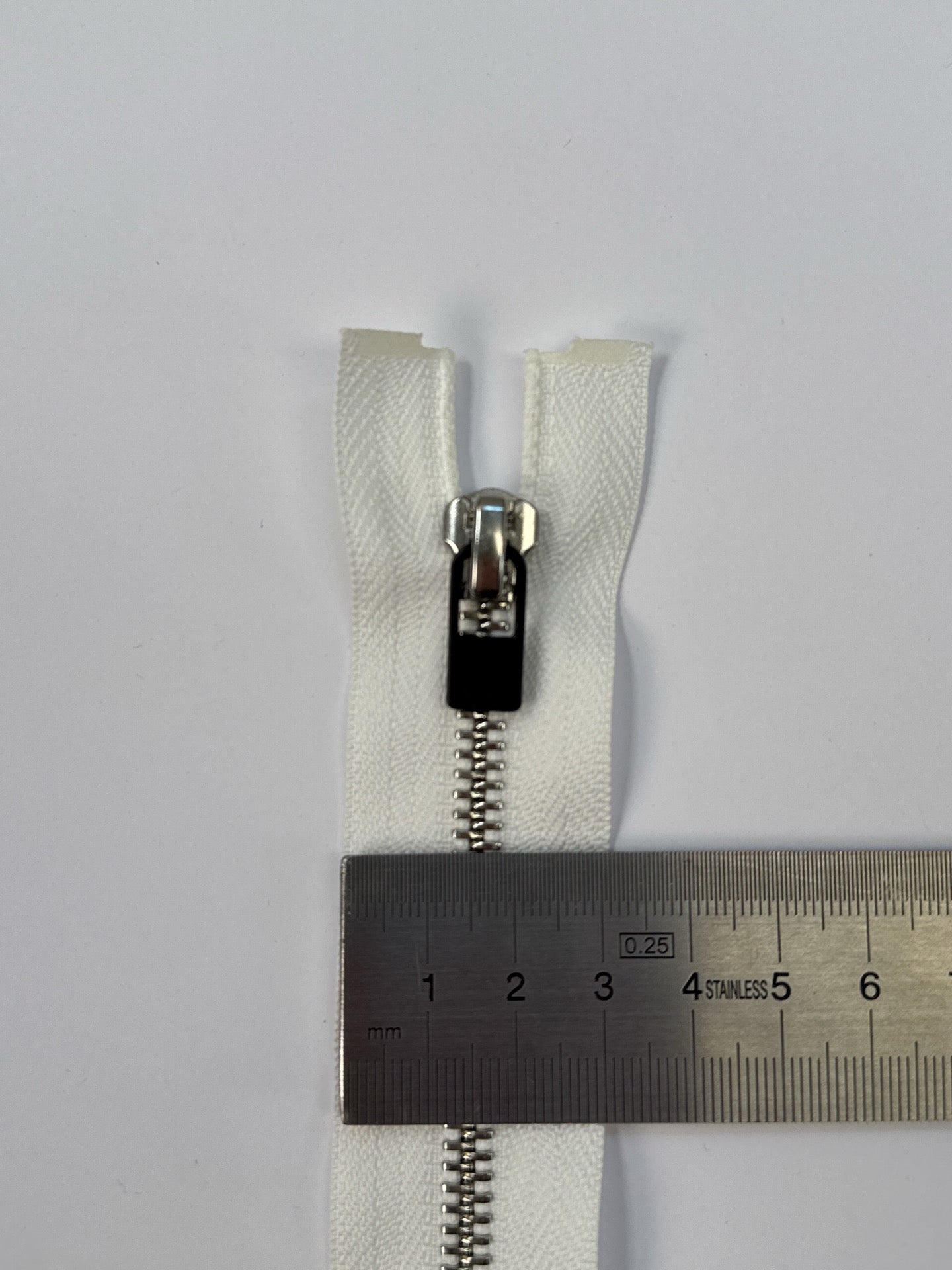 AV-2206 image 2
