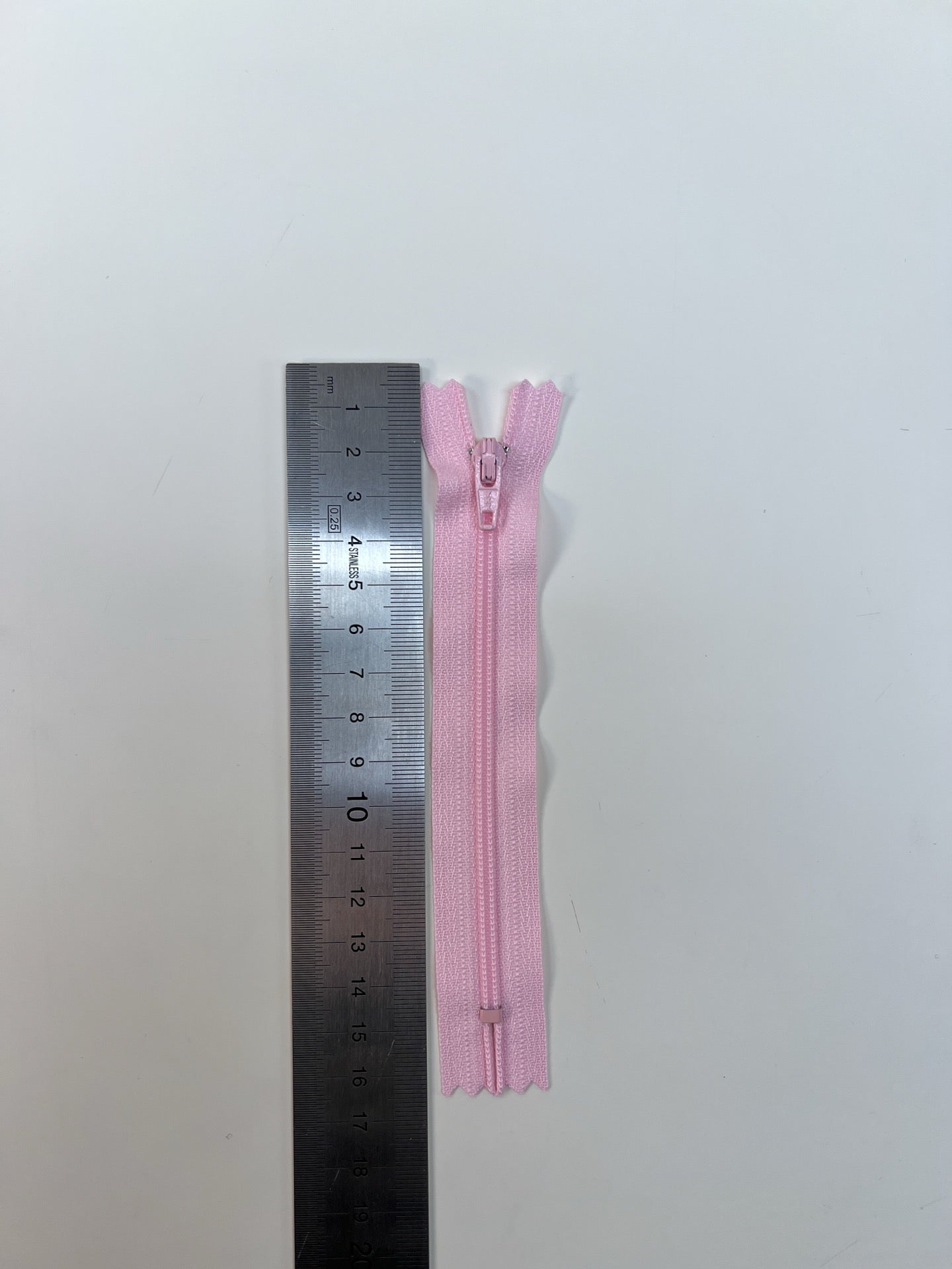 AV-1544 – image 2