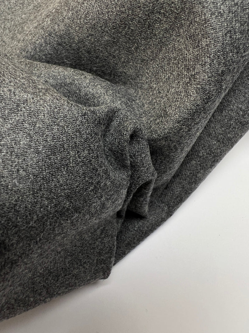 TR-695 – image 3