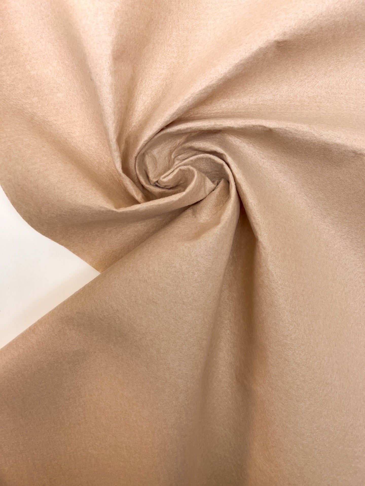 AV-1837d – image 1