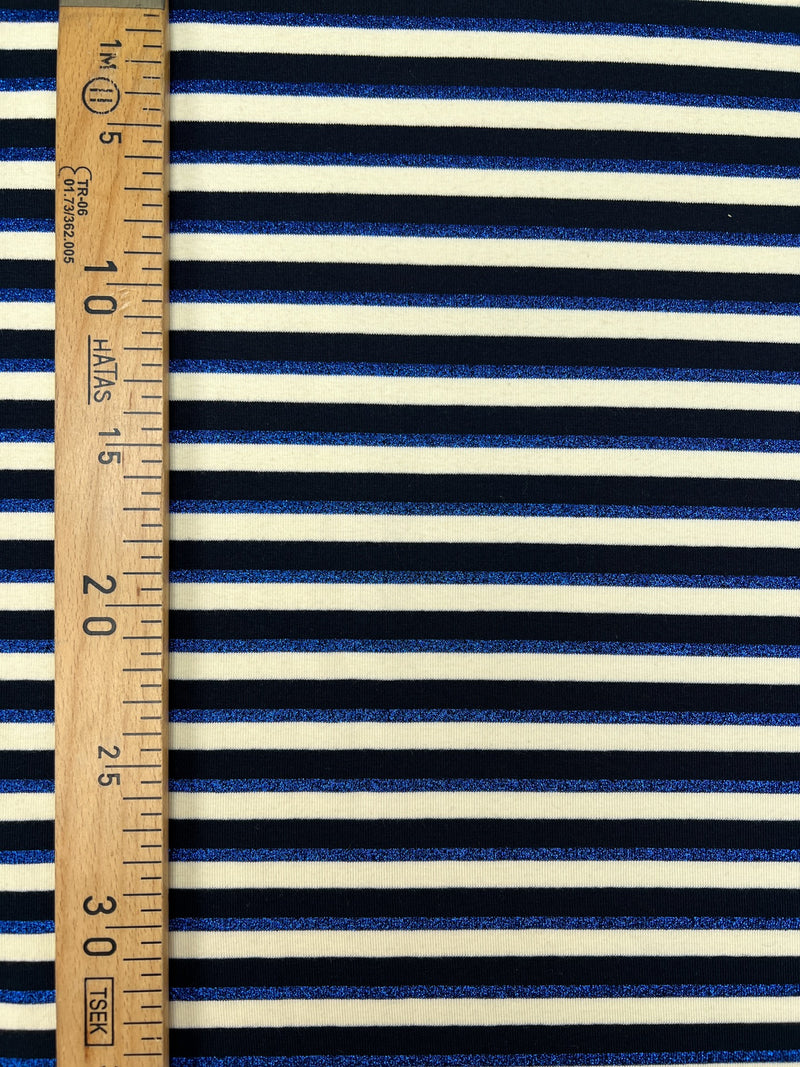 AV-492 – image 4