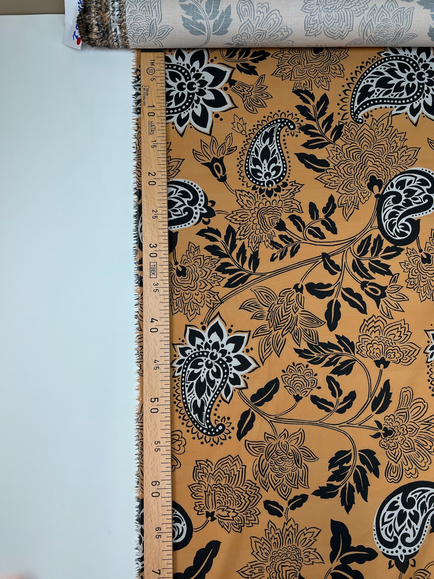 RA-962d – image 4
