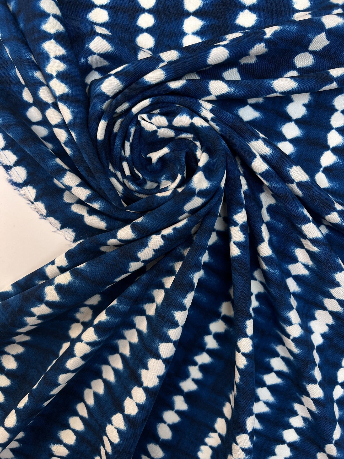 TN-684 – image 1