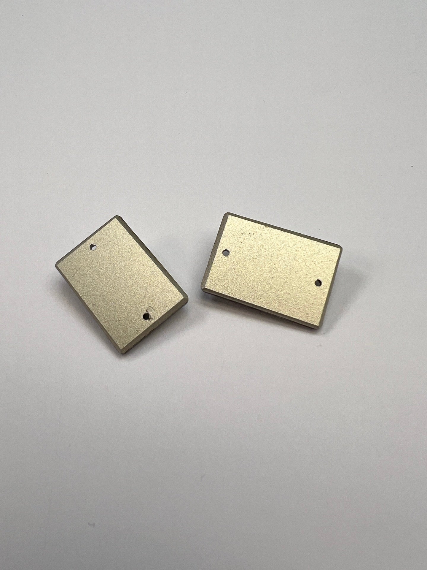 AV-2346 image 3