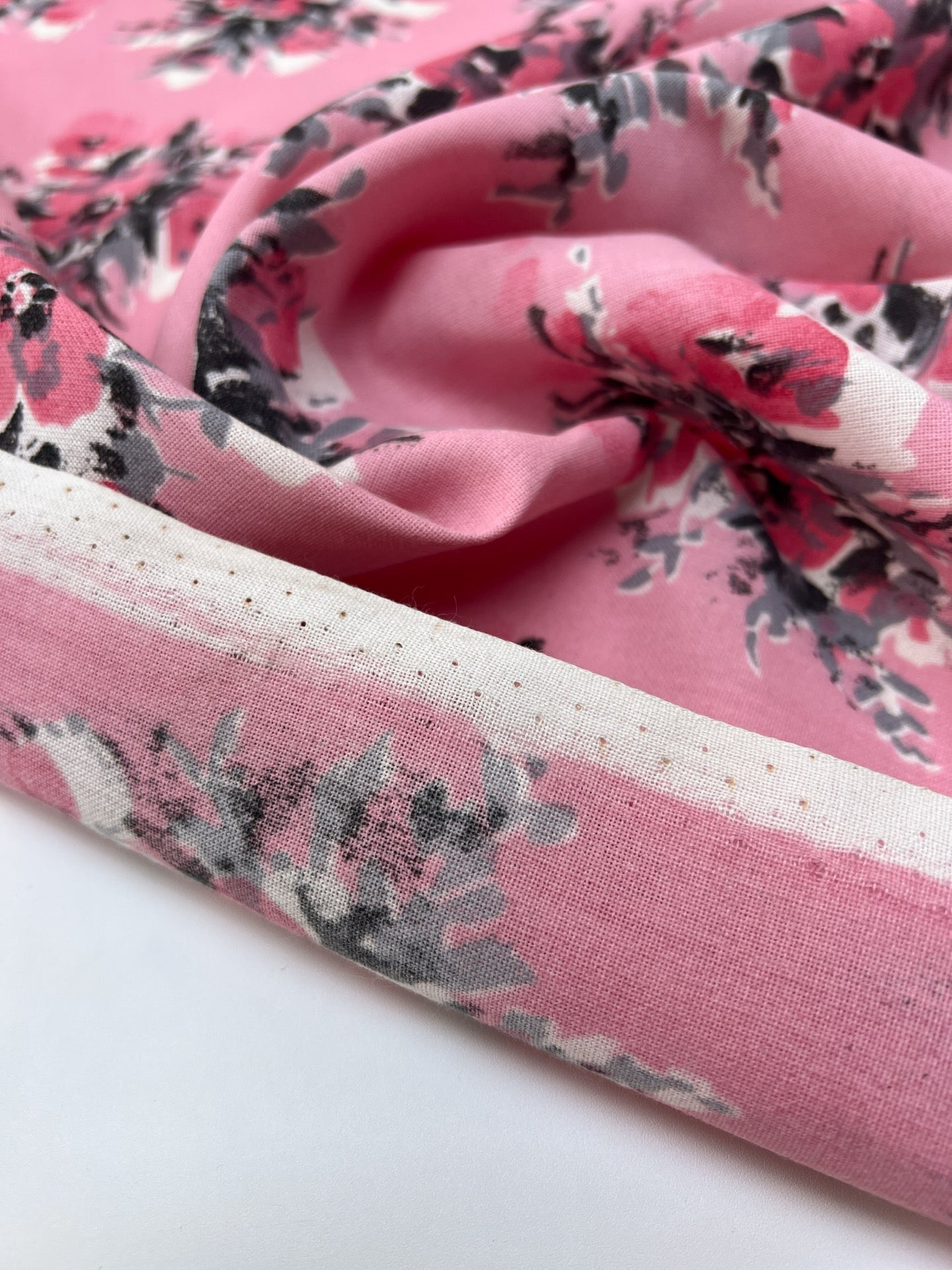 TR-1126d – image 2