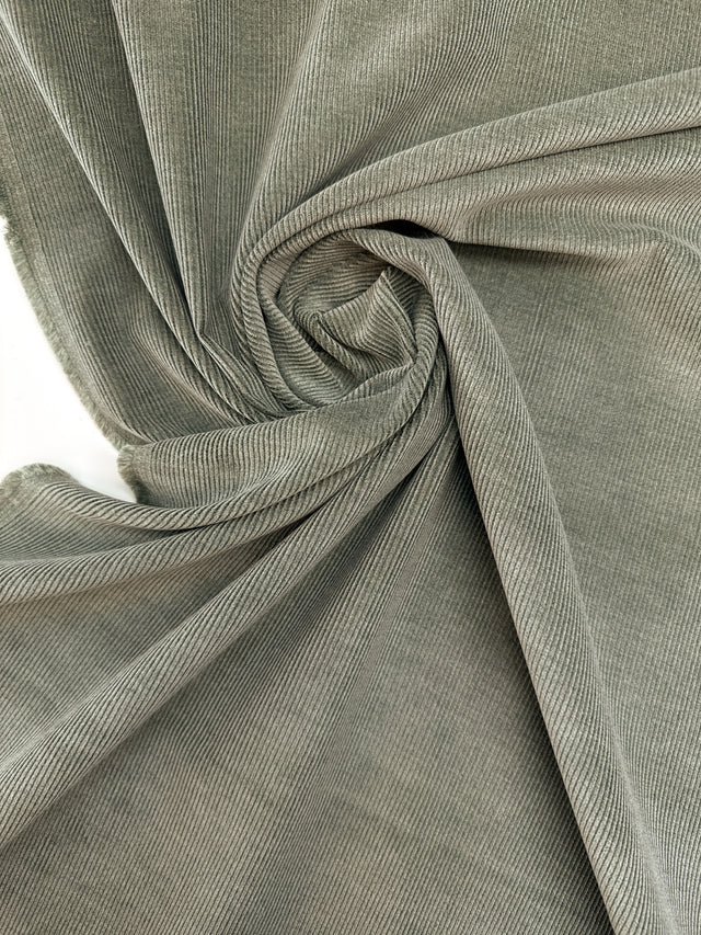 TH-381 image 1