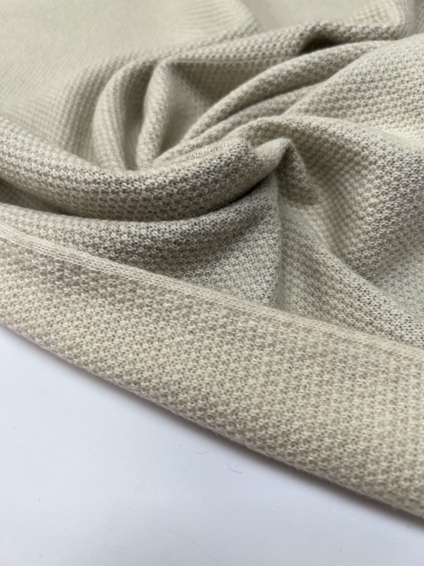 TR-1589d – image 2